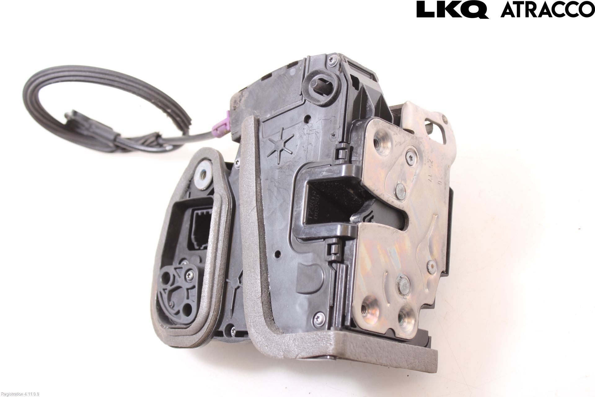 Opel INSIGNIA 17- Låskista-Dörrlås