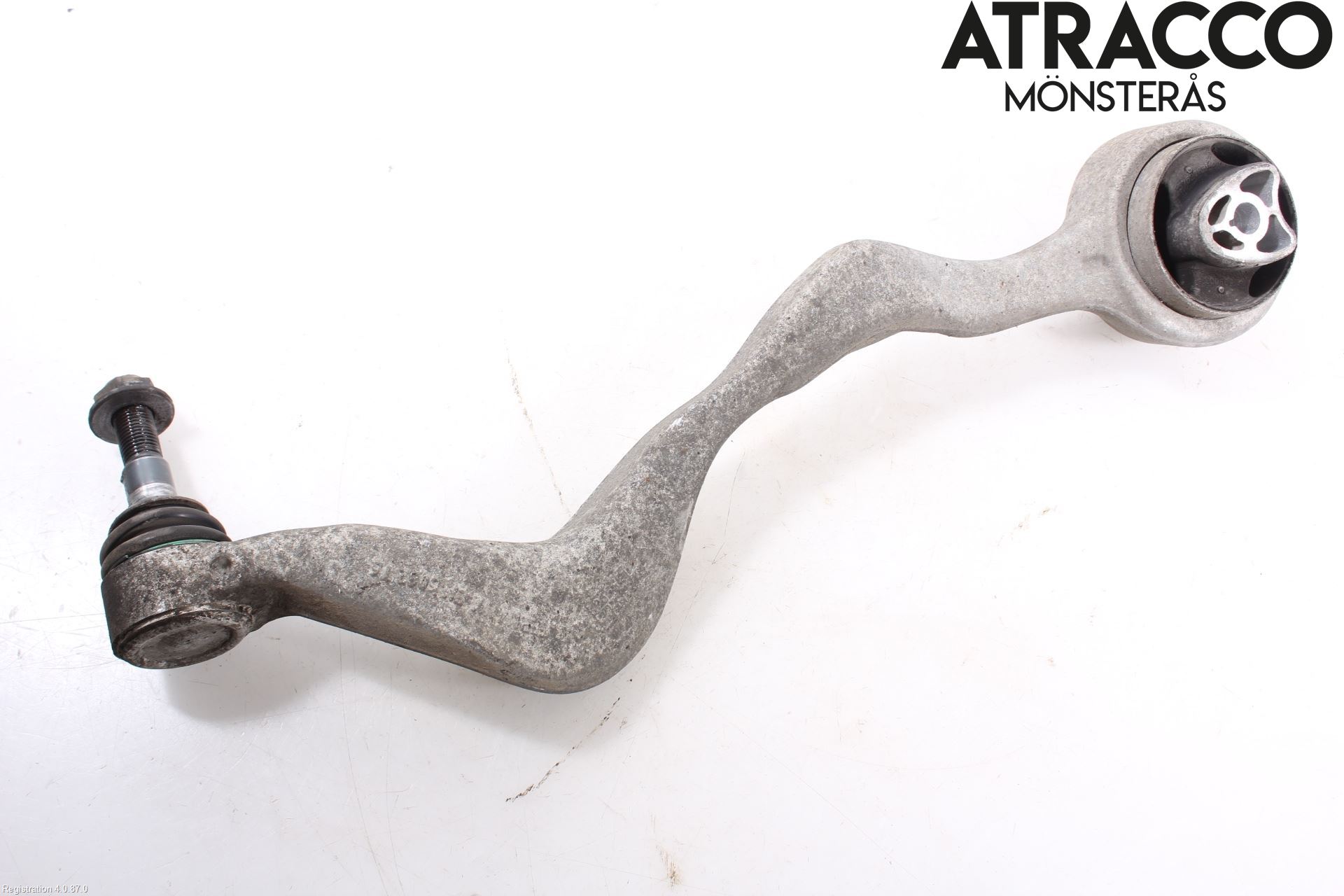 BMW 3 E90/91 SED/TOU 05-12 Bärarm Fram Undre Hö