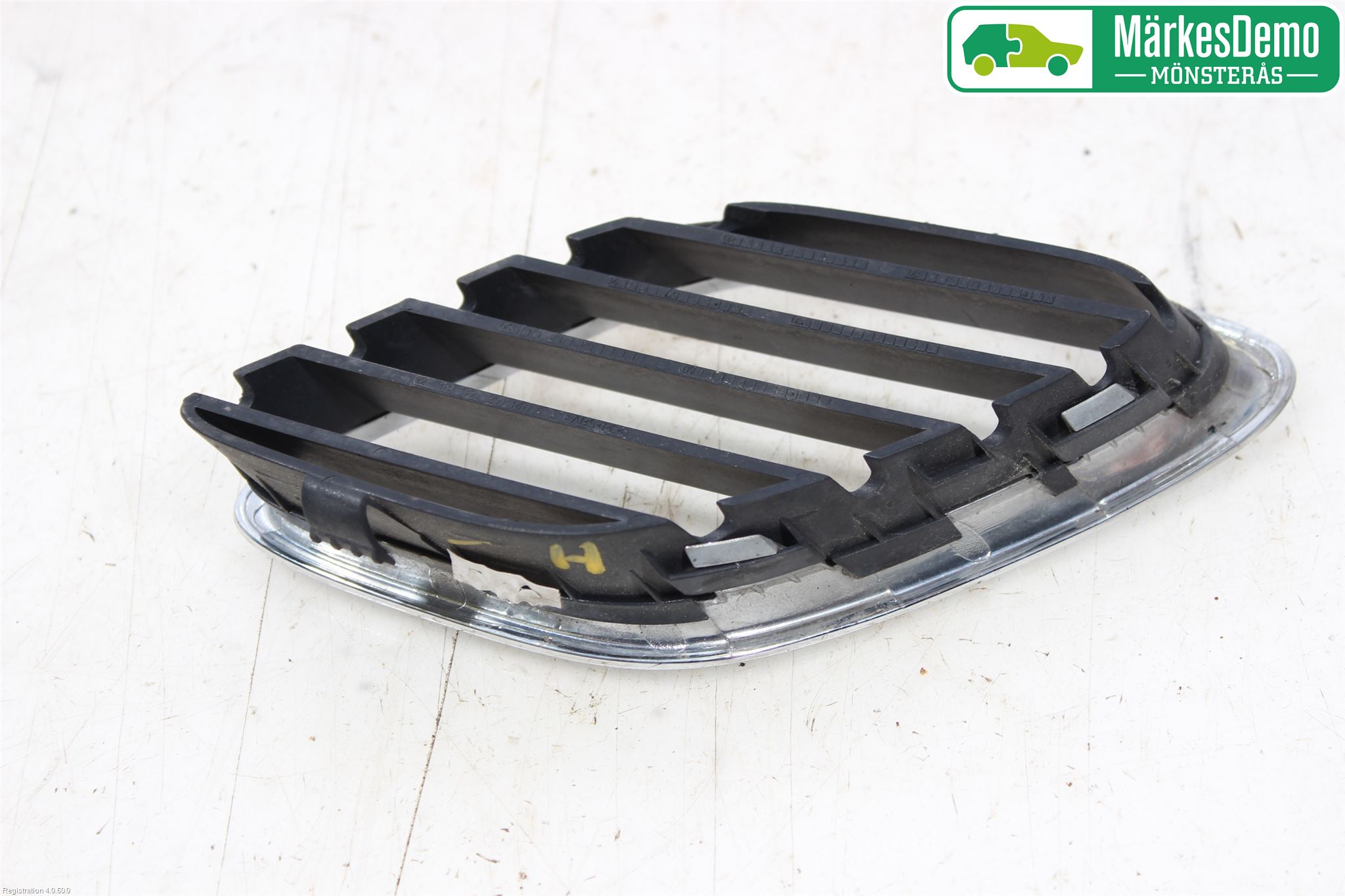 Saab 9-3 VER 2 Grilldel Höger