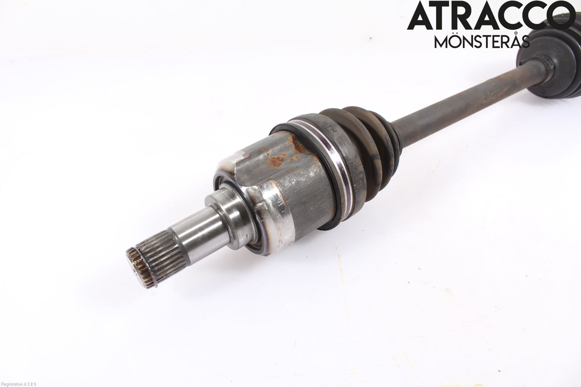 Mitsubishi ECLIPS CROSS Drivaxel Fram Vänster