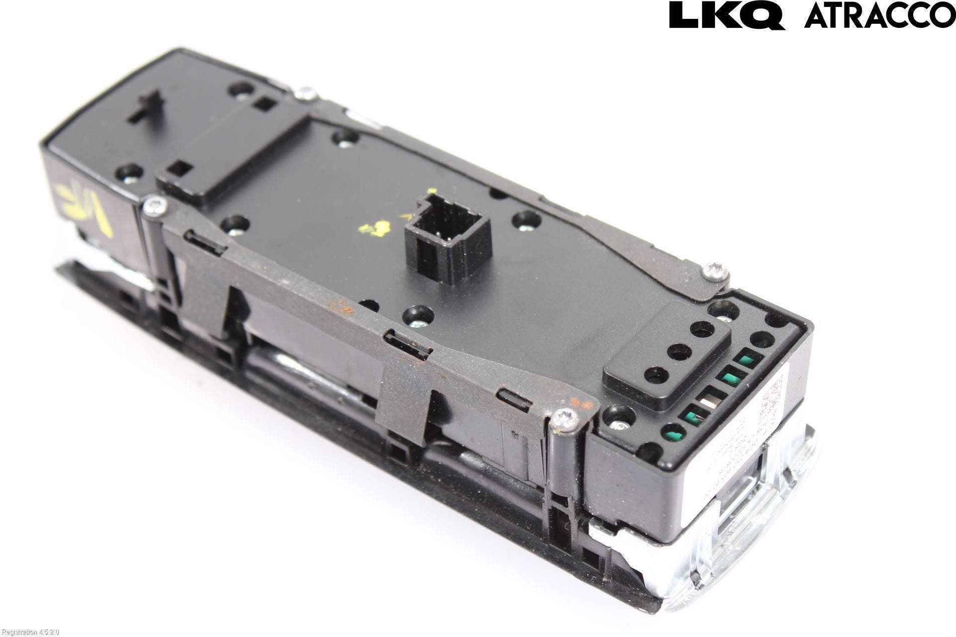 Mercedes-Benz MB E-KLASS (W212) 09-16 Strömställare Elhiss