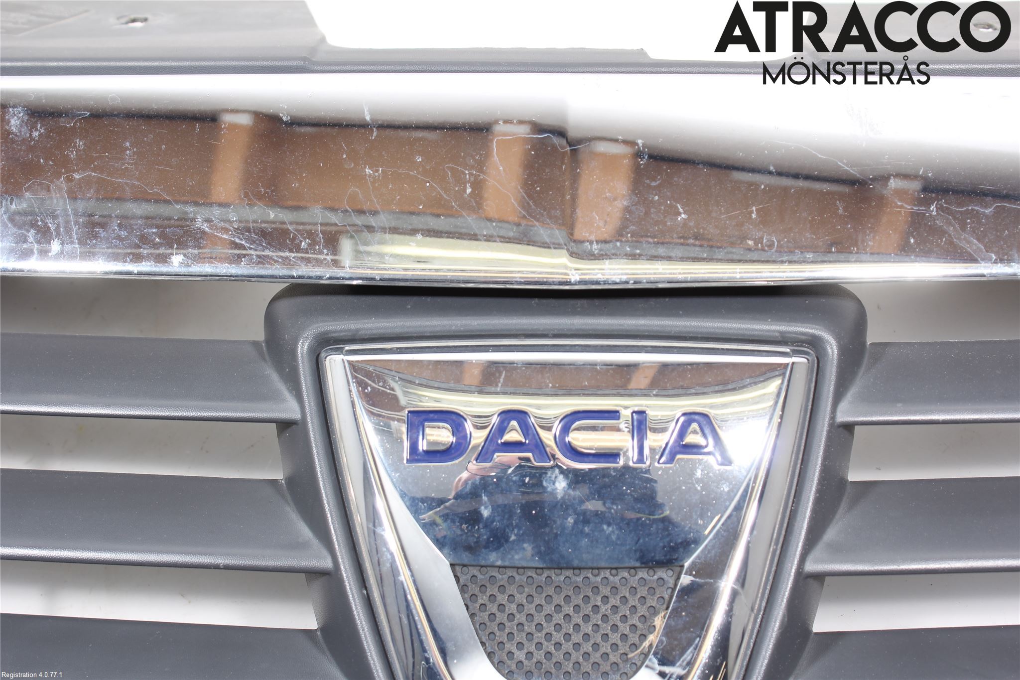 Dacia LOGAN MCV/STEPWAY Grill Komp