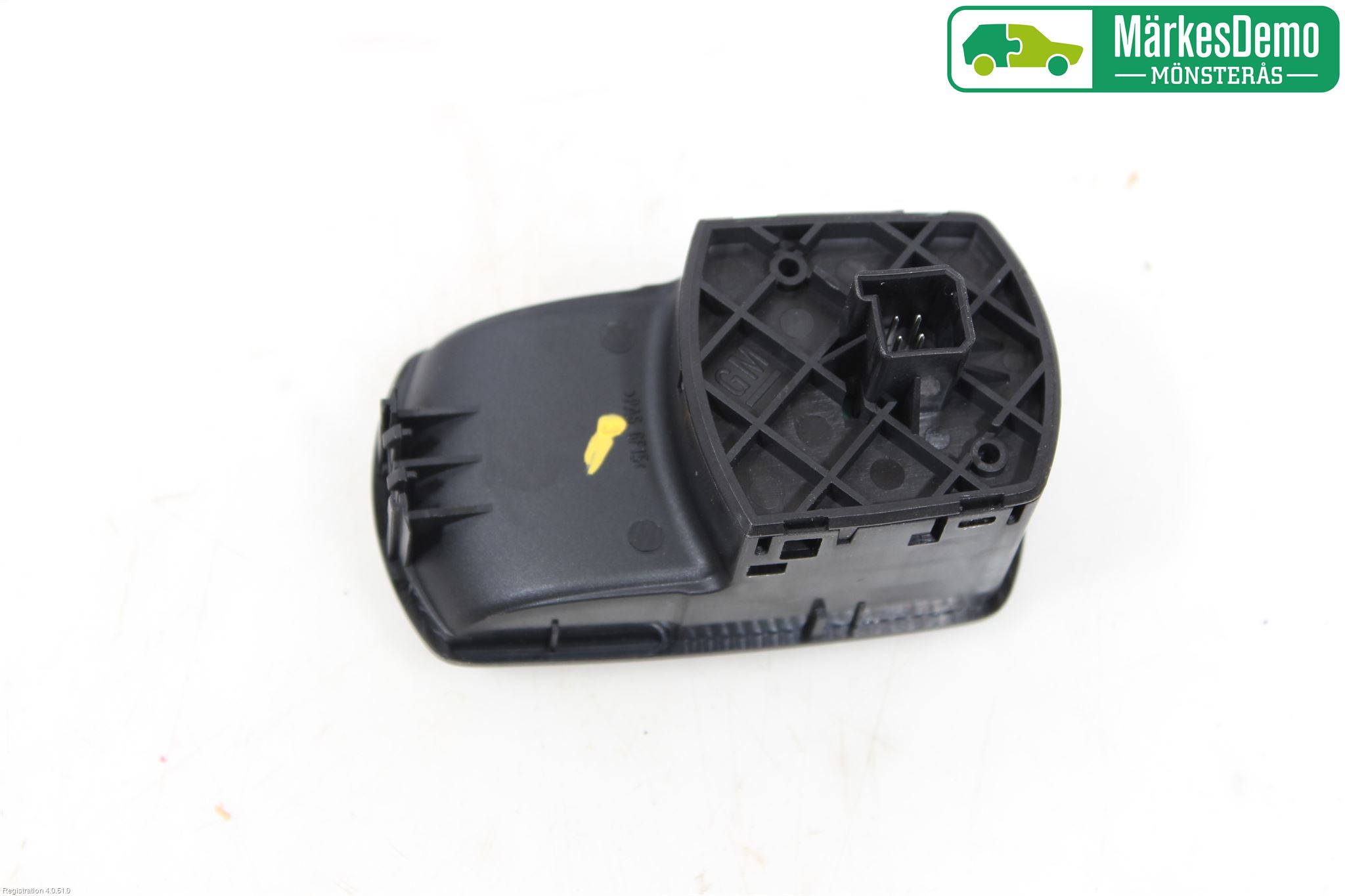 Opel CORSA E 15-19 Strömställare Elhiss