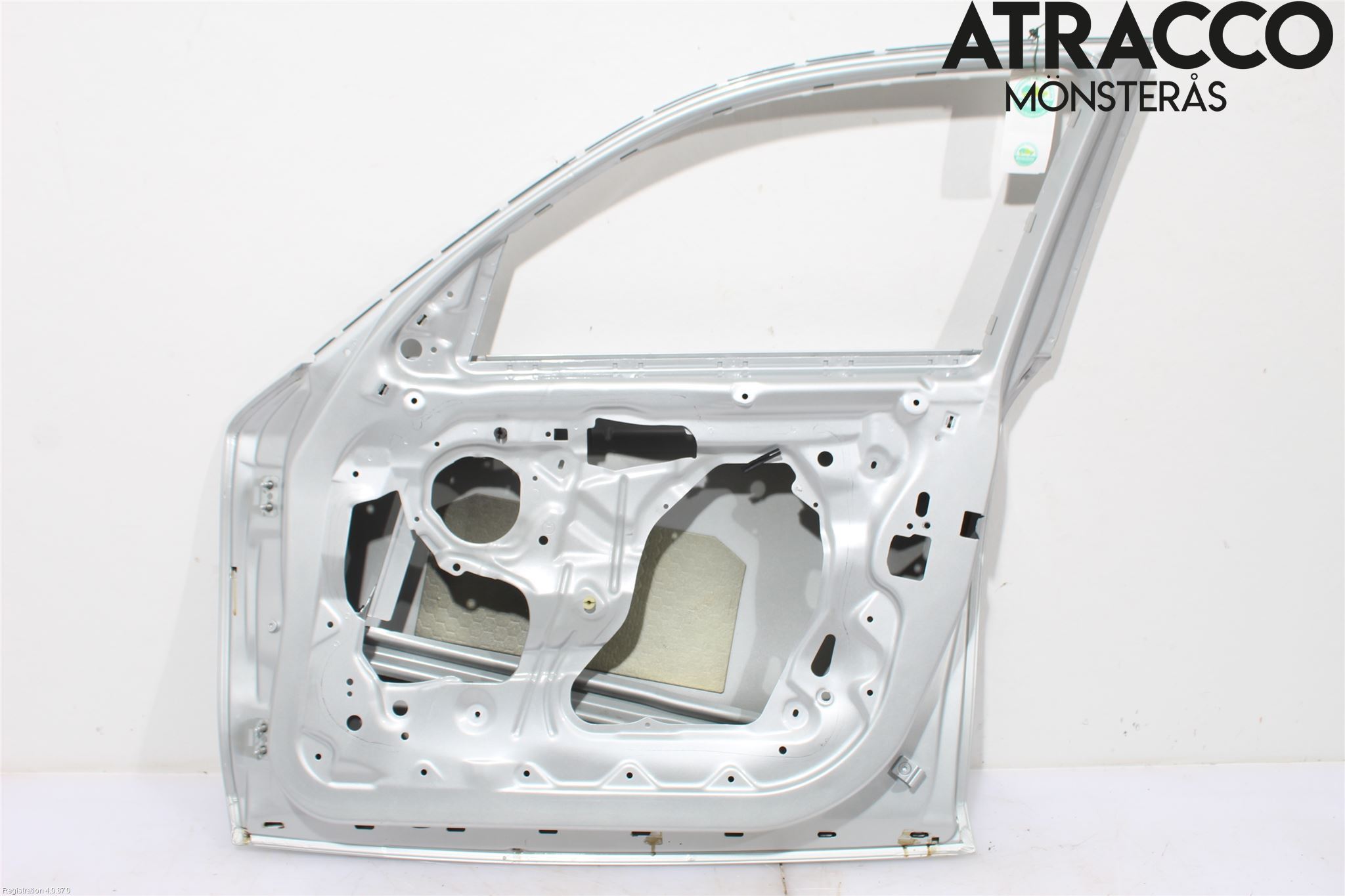 BMW 1 E87/81 5D/3D 03-11 Dörr Fram Höger