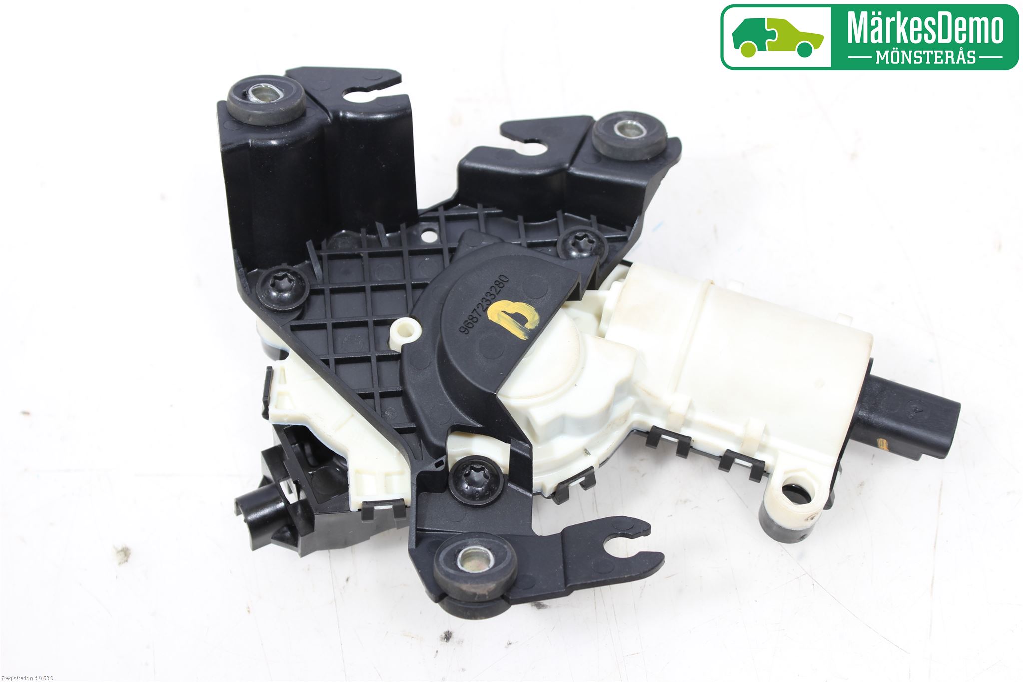 Peugeot 508 11-18 Bakluckeöppnare Automatisk