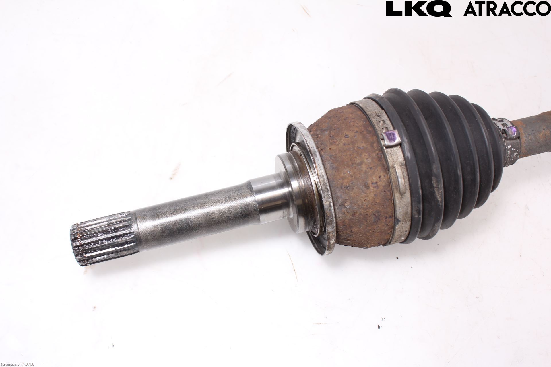 Isuzu D-MAX Drivaxel Fram Höger