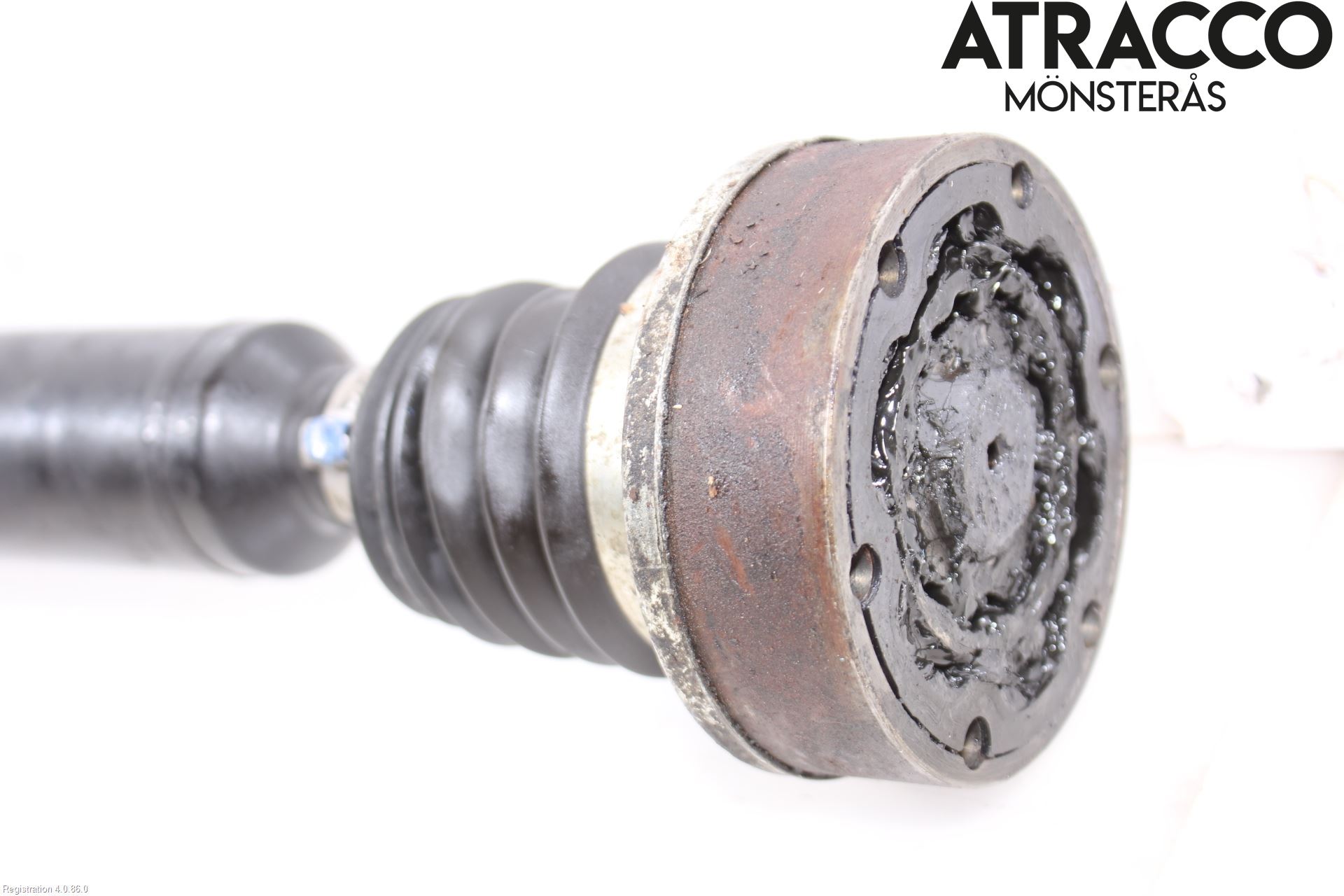 Volkswagen VW PASSAT 11-14 Drivaxel Fram Höger