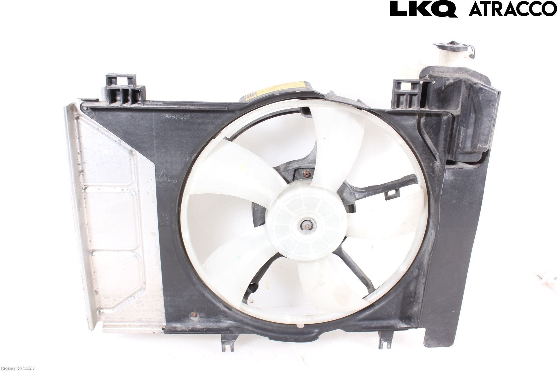 Toyota YARIS XP130 15-20 Kylfläkt El