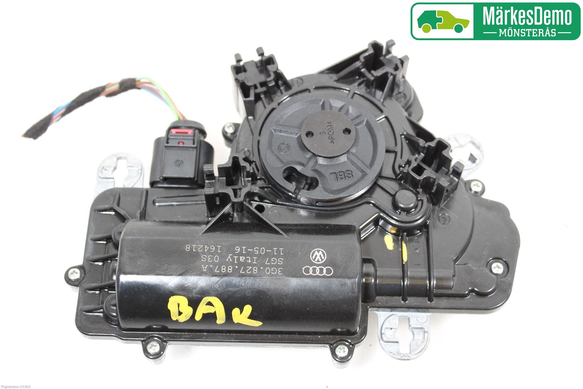 Volkswagen VW TIGUAN 16-24 Bakluckeöppnare Automatisk