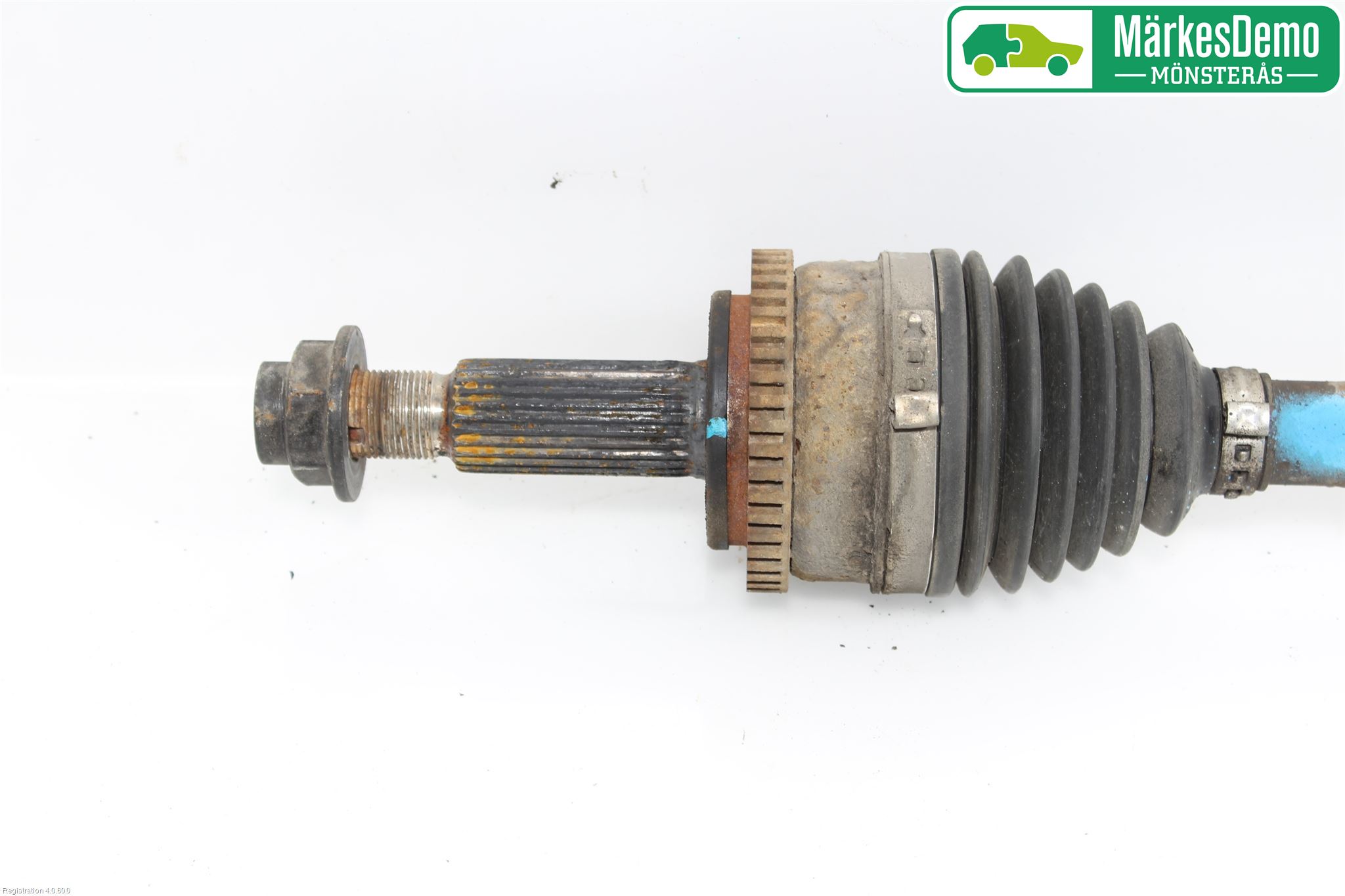 Kia CEED 12-18 Drivaxel Fram Höger