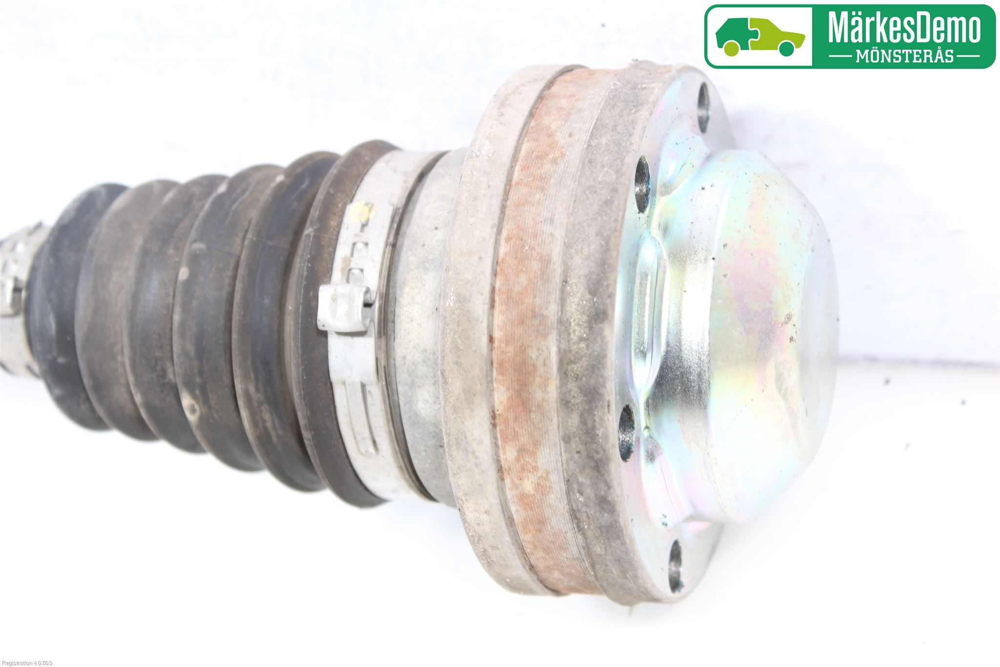 Volkswagen VW PASSAT 11-14 Drivaxel Fram Vänster