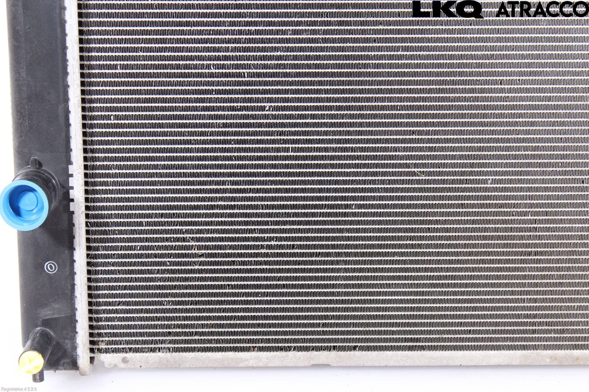 Toyota PRIUS+ ZVW40 12-20 Kylare Aut