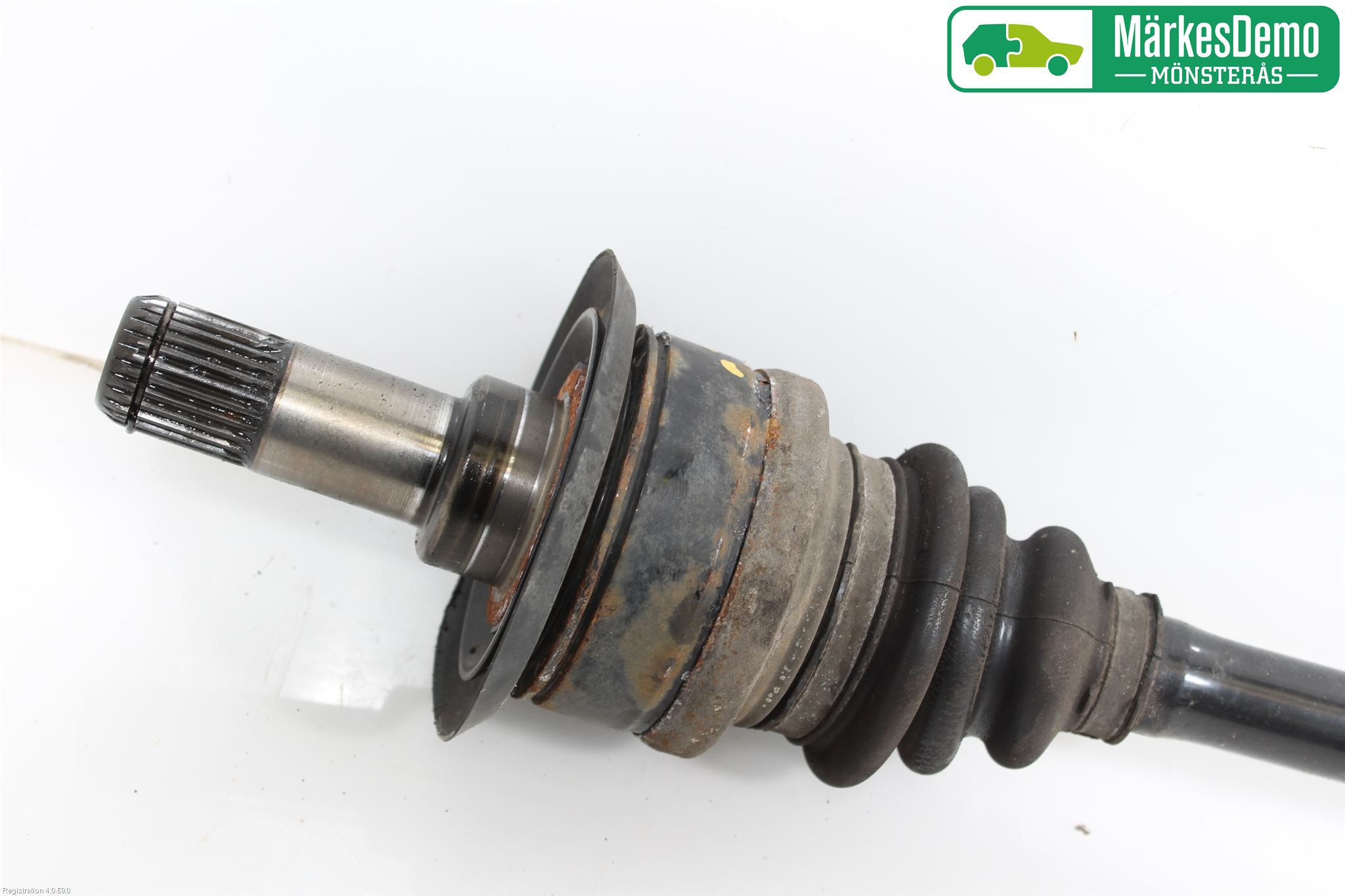 BMW 3 GT F34 13-19 Drivaxel Bak Vänster
