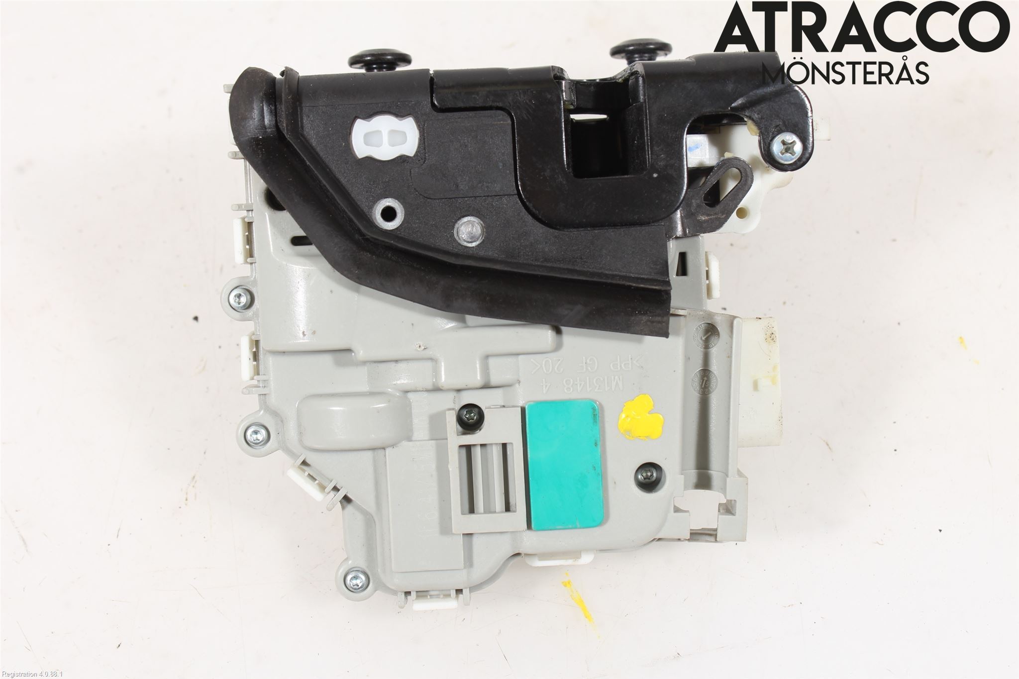 Audi A4/S4 B9 16-19 Låskista-Dörrlås