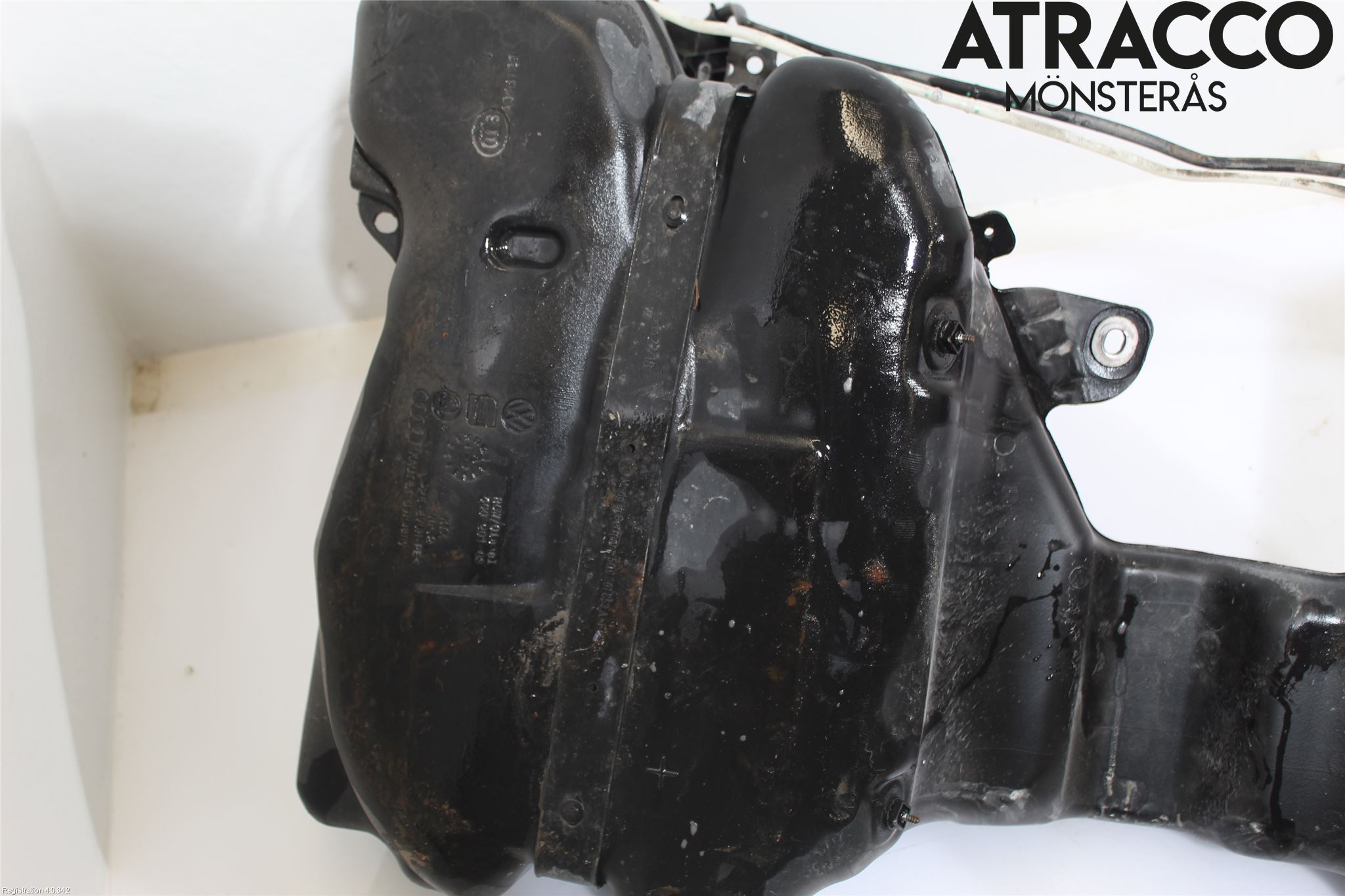 Skoda KAROQ 18- Bränsletank Insprutning