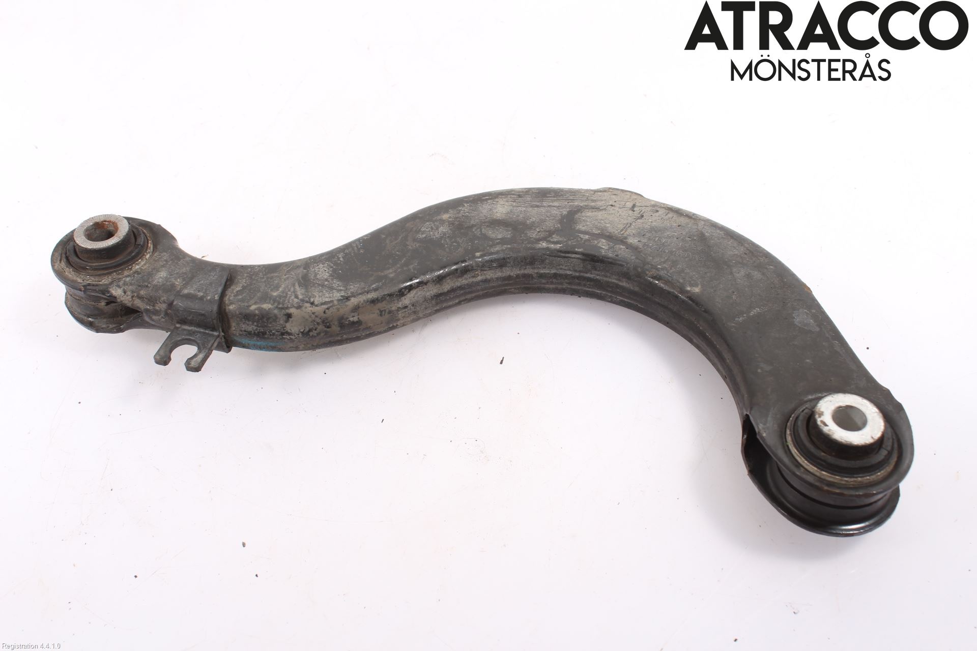 Audi TT/TTS/TT RS 15- Bärarm Bak Övre Höger