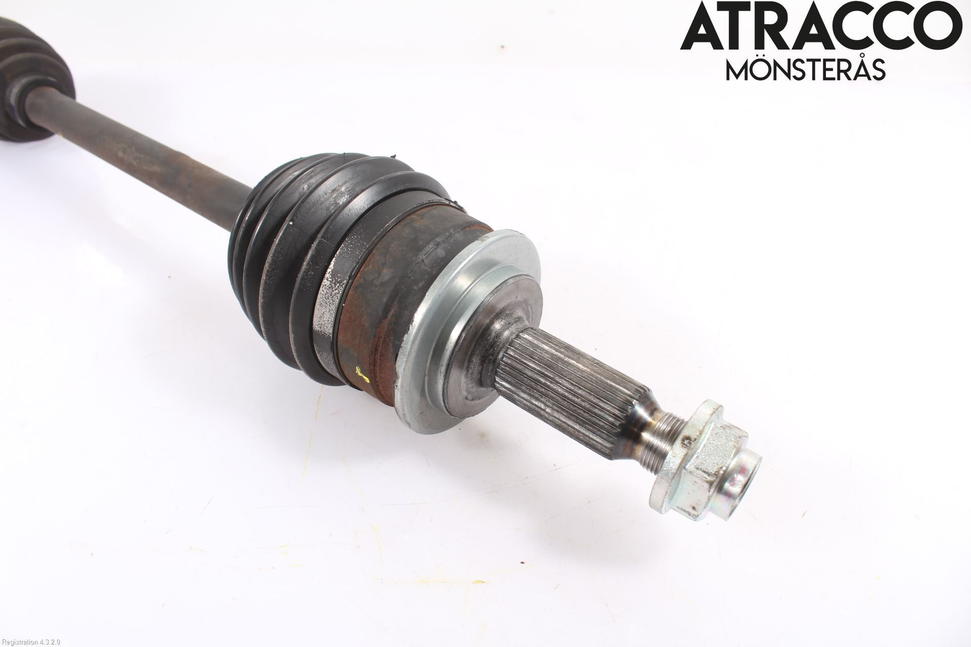 Mitsubishi ECLIPS CROSS Drivaxel Fram Vänster