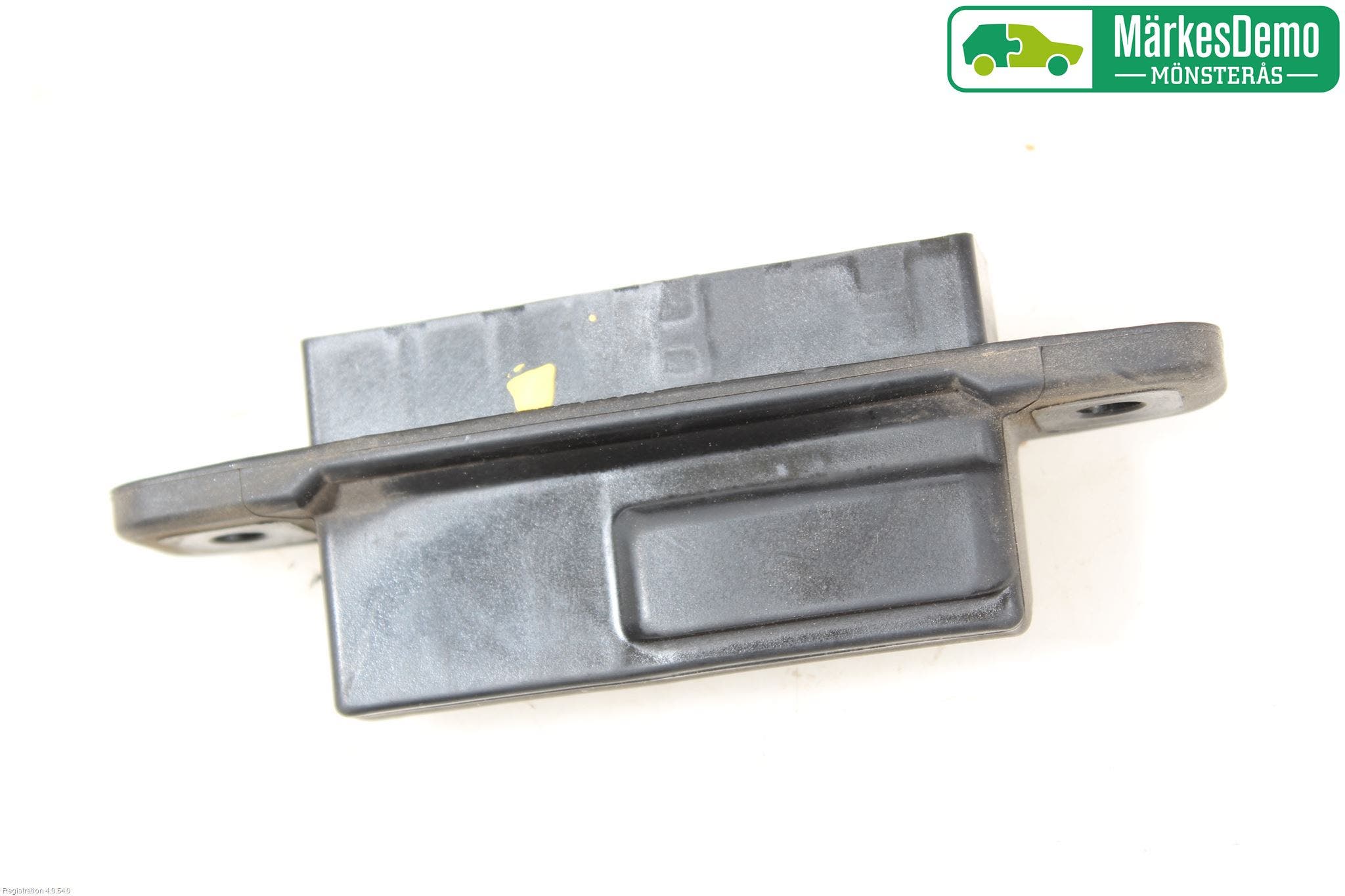 Toyota YARIS XP130 12-14 Bakluckehandtag