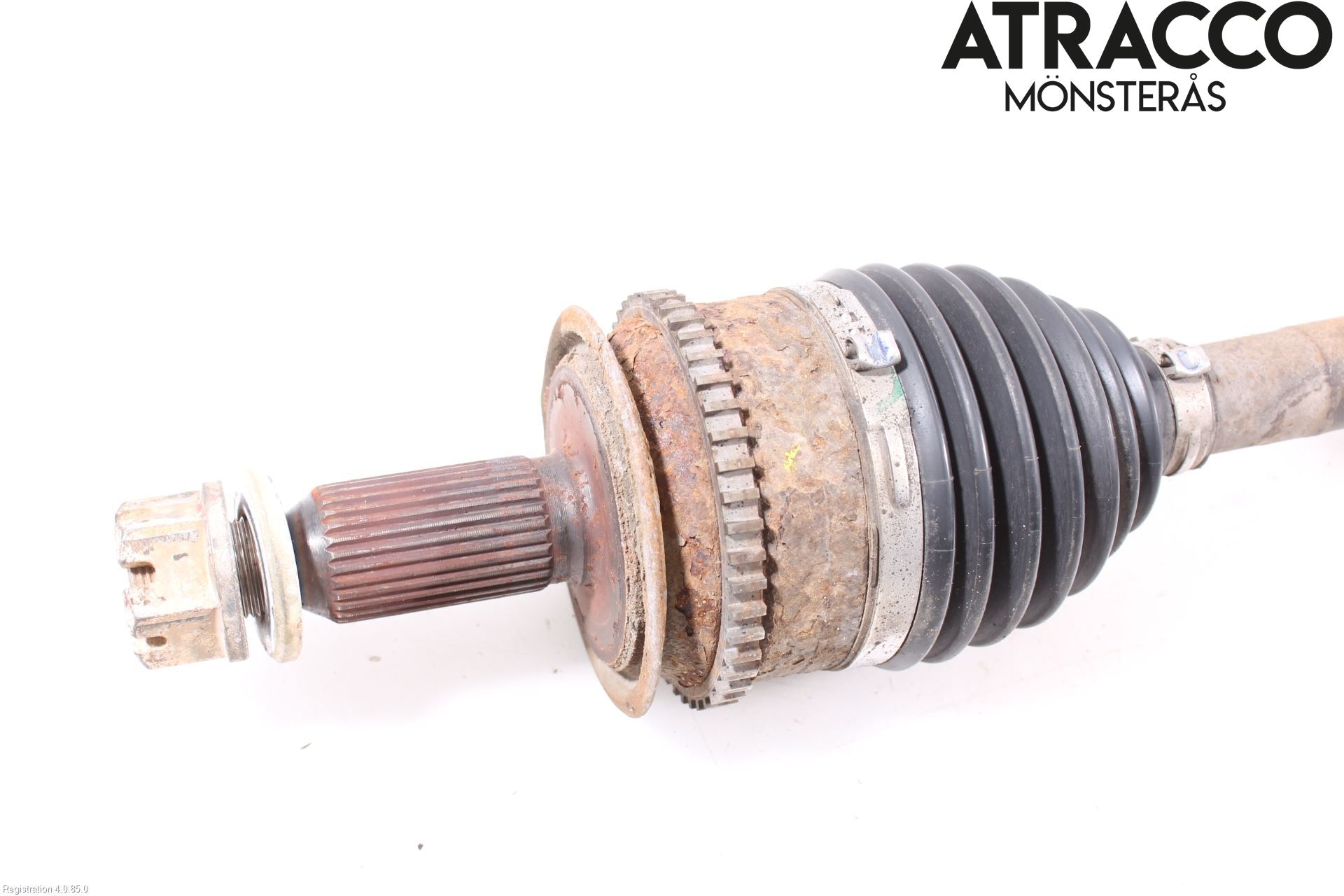 Mitsubishi L200 16-23 Drivaxel Fram Höger