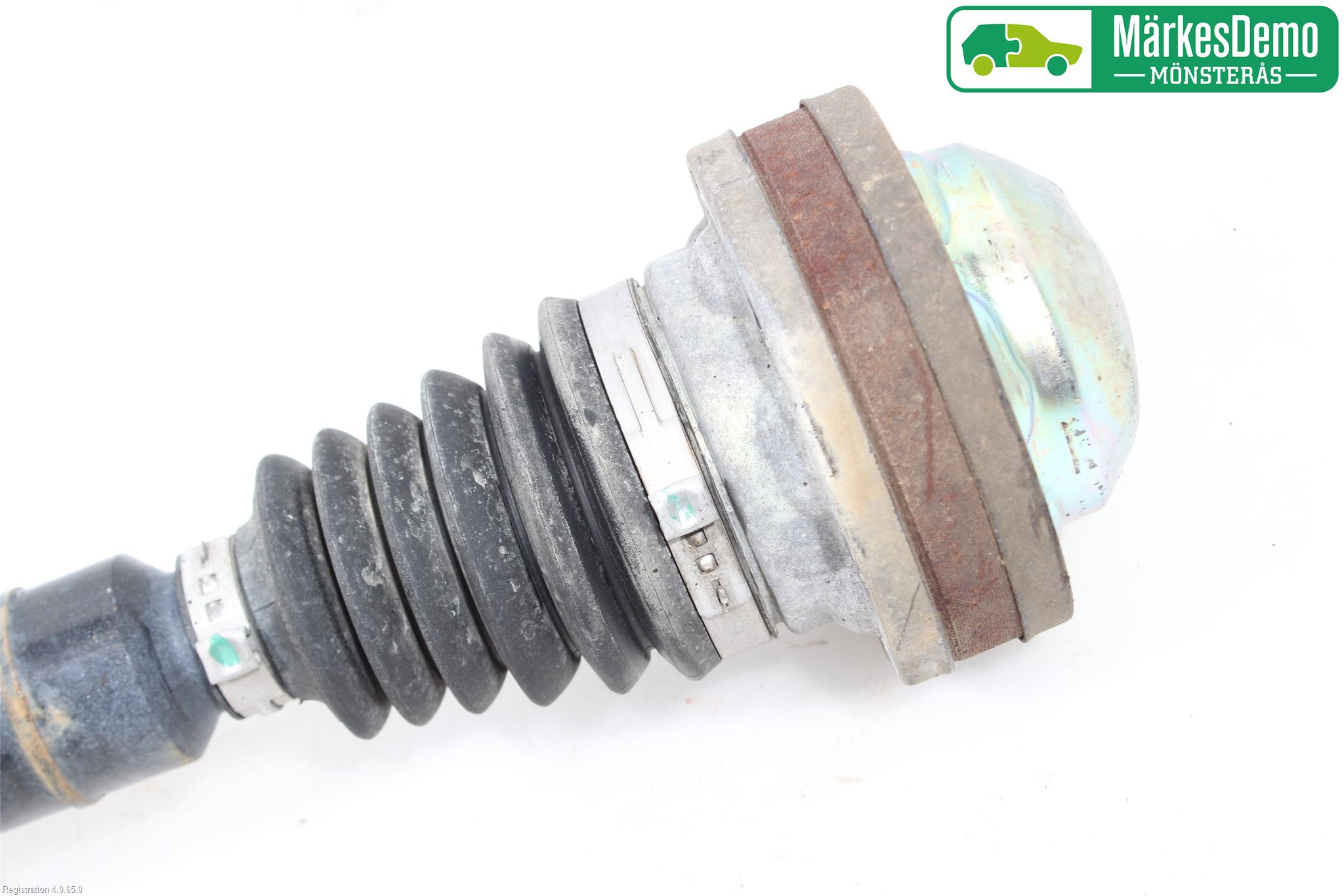 Volkswagen VW CADDY 11-15 Drivaxel Fram Höger