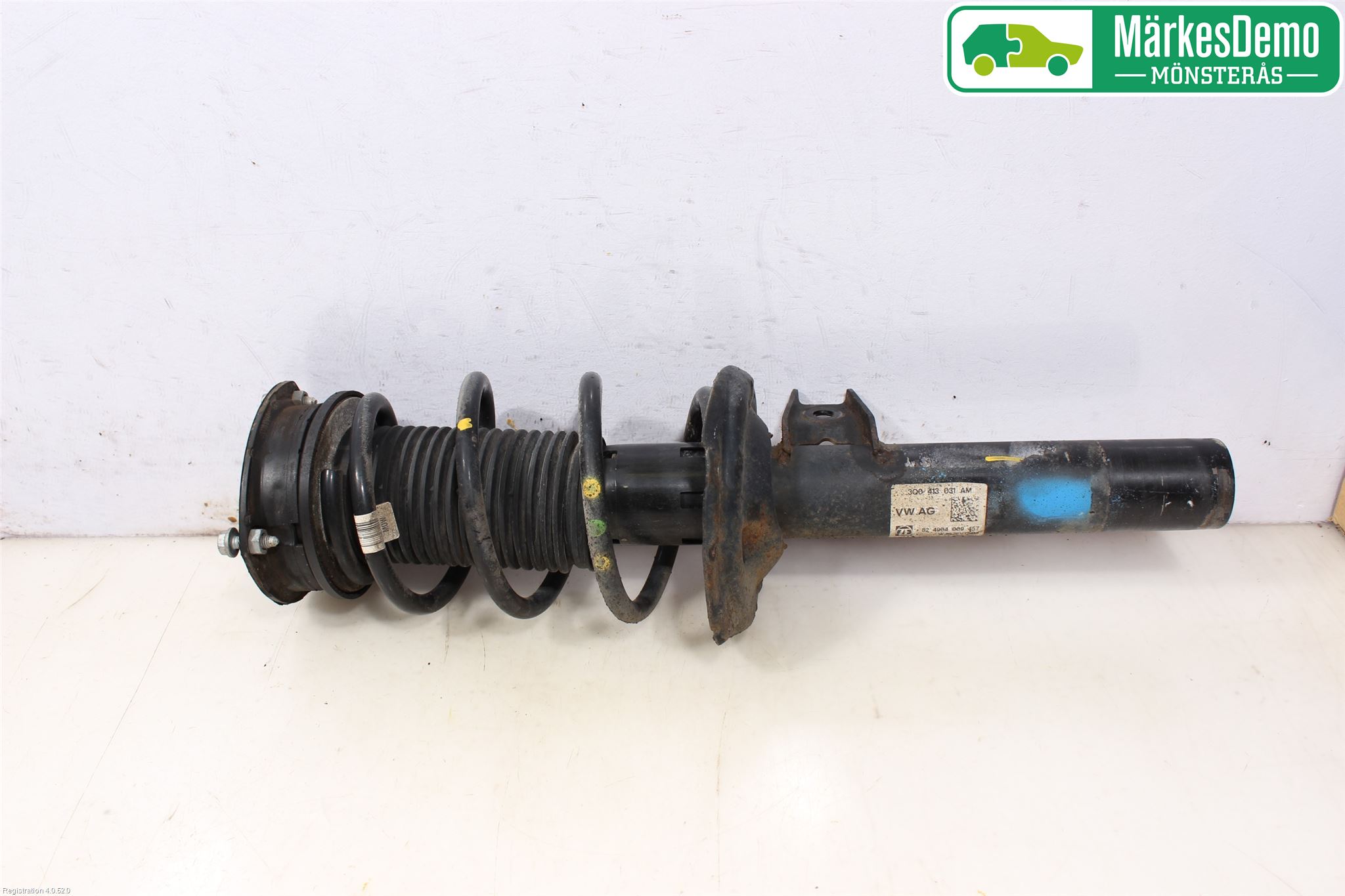 Volkswagen VW PASSAT 15-19 Fjäderben Fram Höger
