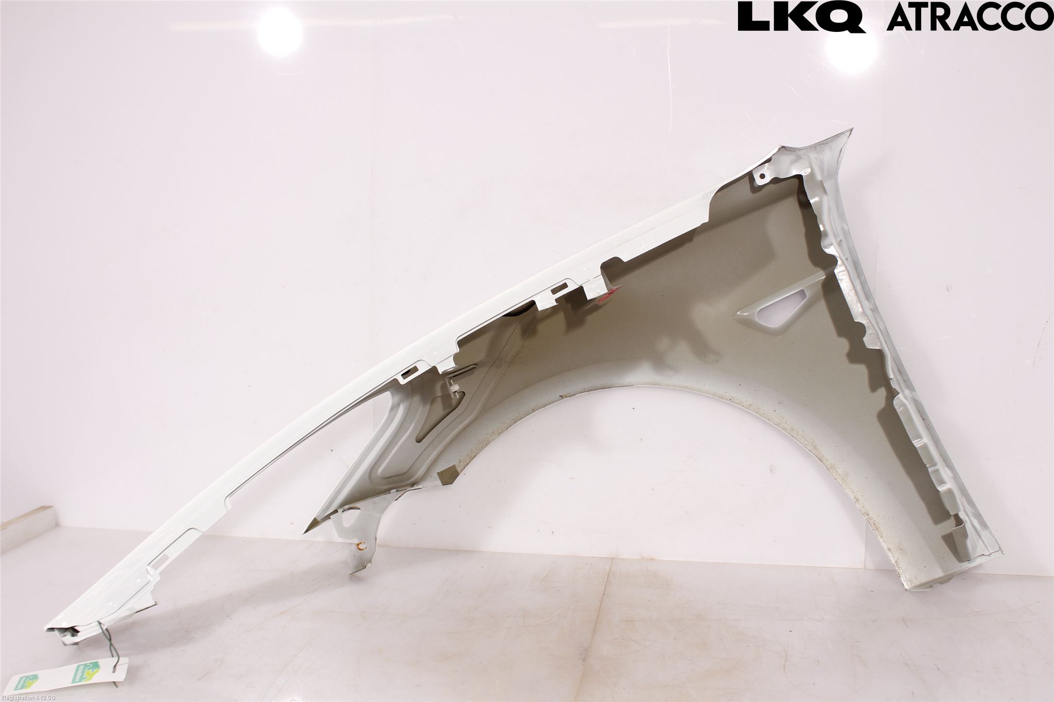 Tesla MODEL 3 17- Skärm Fram Höger