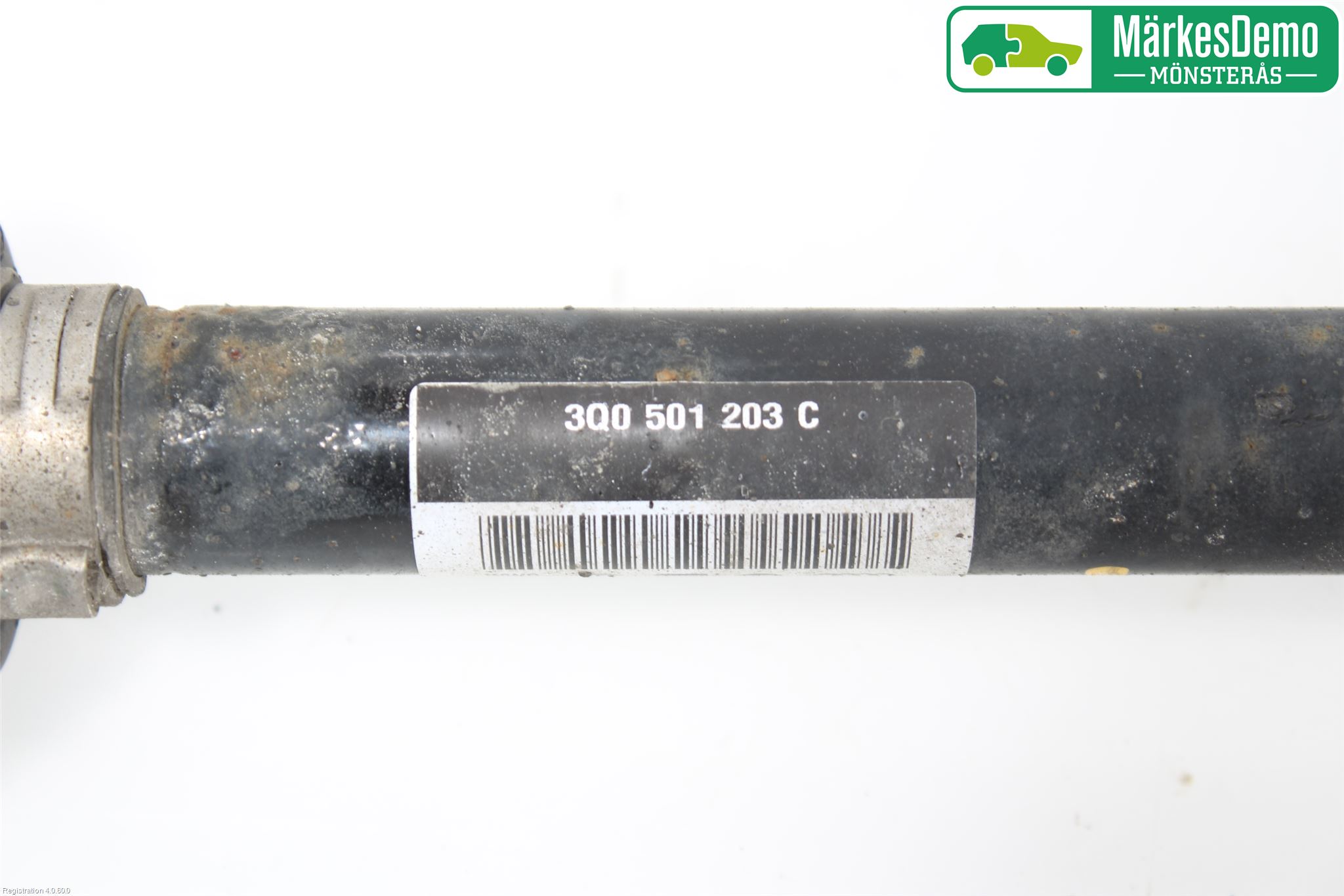 Volkswagen VW PASSAT 15-19 Drivaxel Bak Vänster
