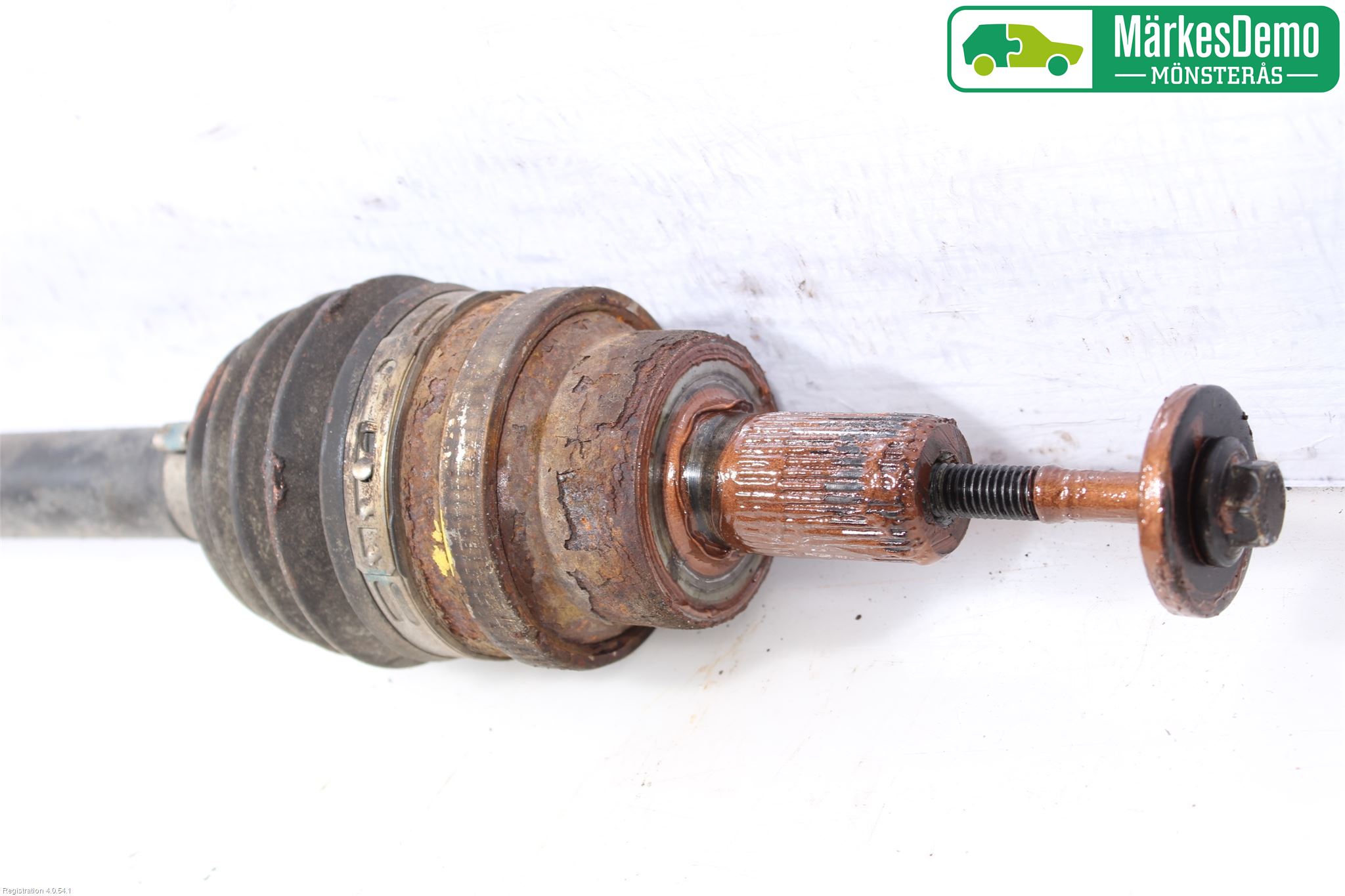 Volvo V70 08-13 Drivaxel Bak Vänster