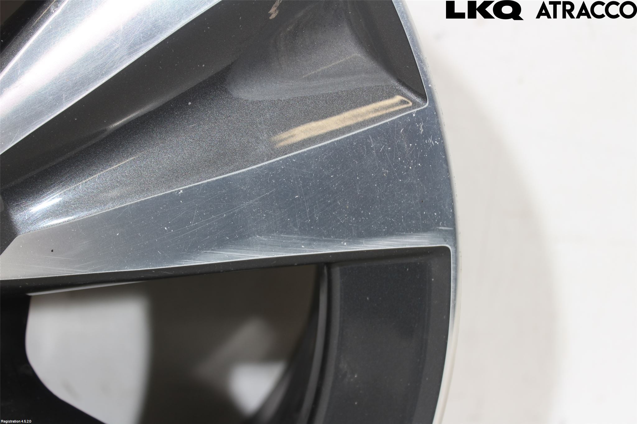 Nissan PULSAR Fälg Aluminium