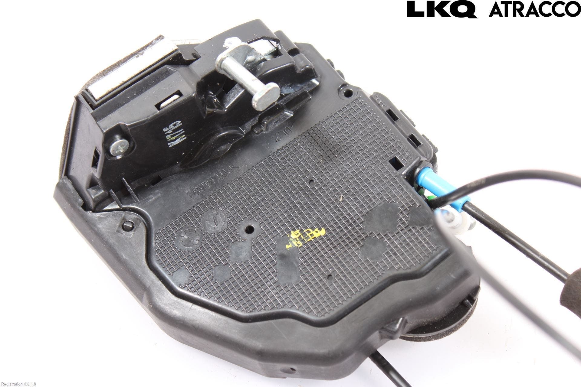 Toyota AVENSIS 16-18 Låskista-Dörrlås