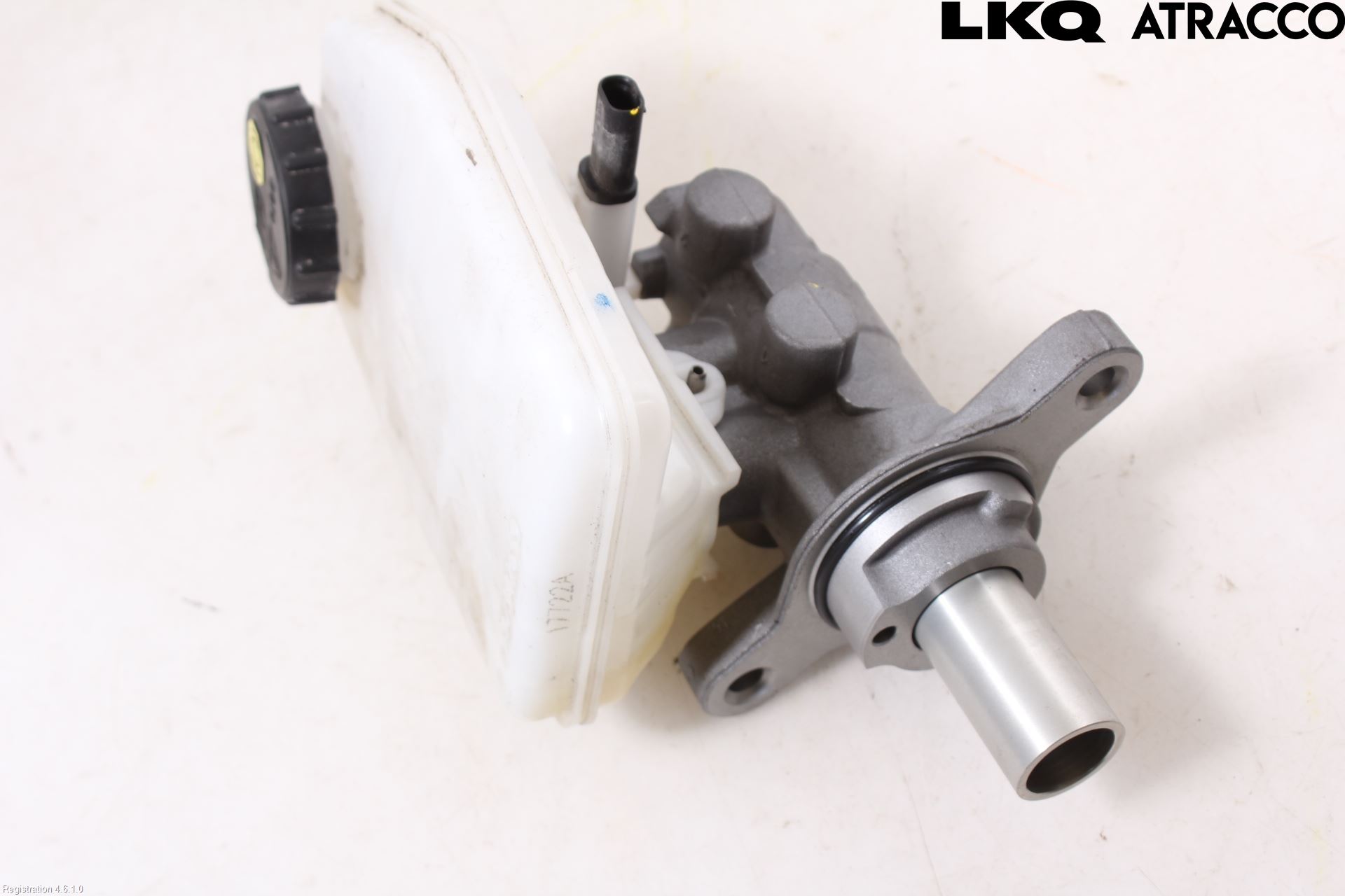 Tesla MODEL Y 21- Broms Huvudcylinder