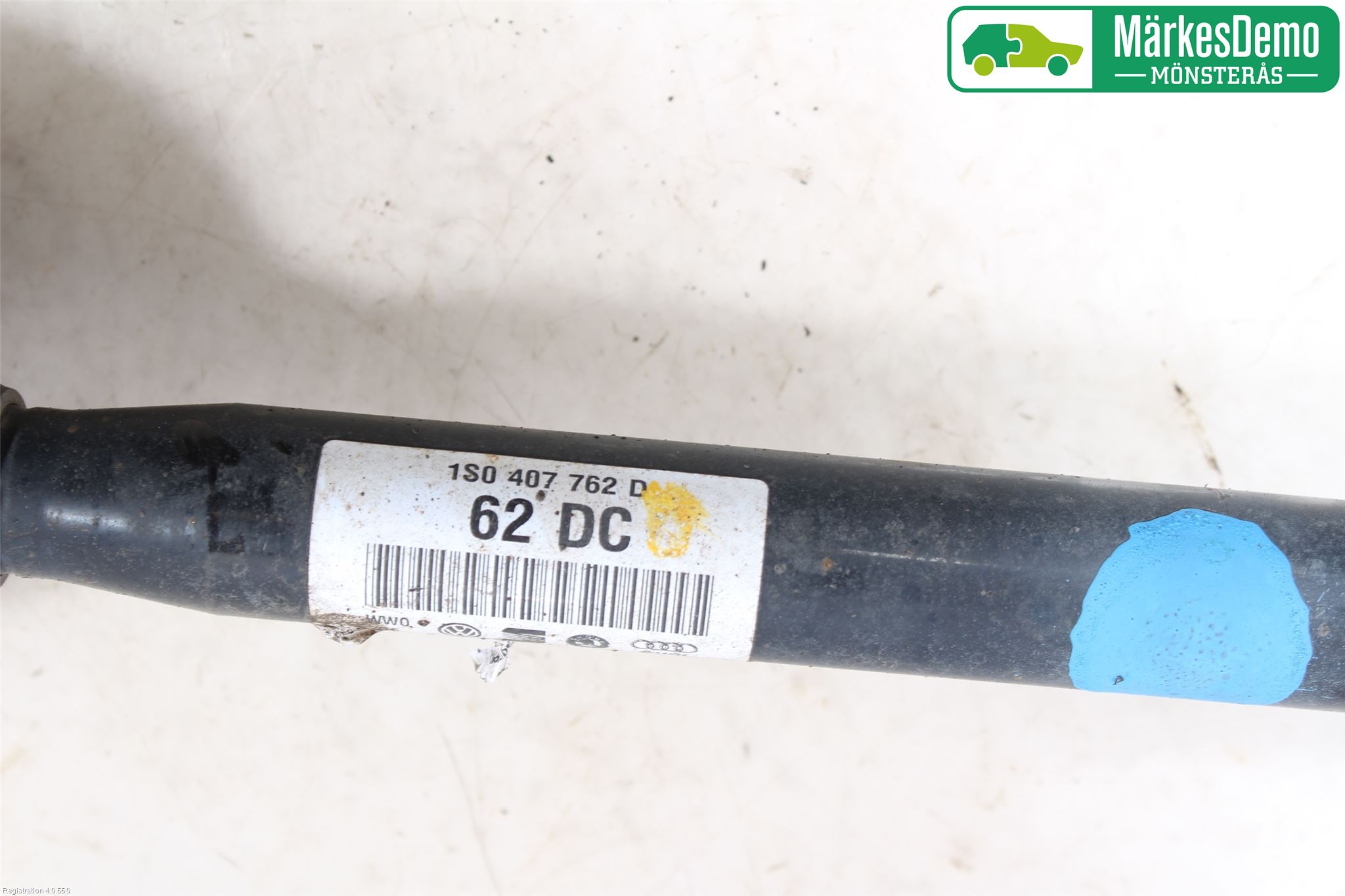 Volkswagen VW UP! / E-UP! Drivaxel Fram Höger