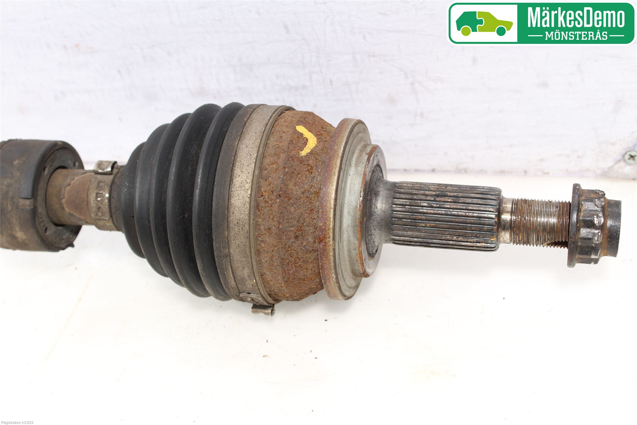 Toyota AVENSIS 09-15 Drivaxel Fram Höger