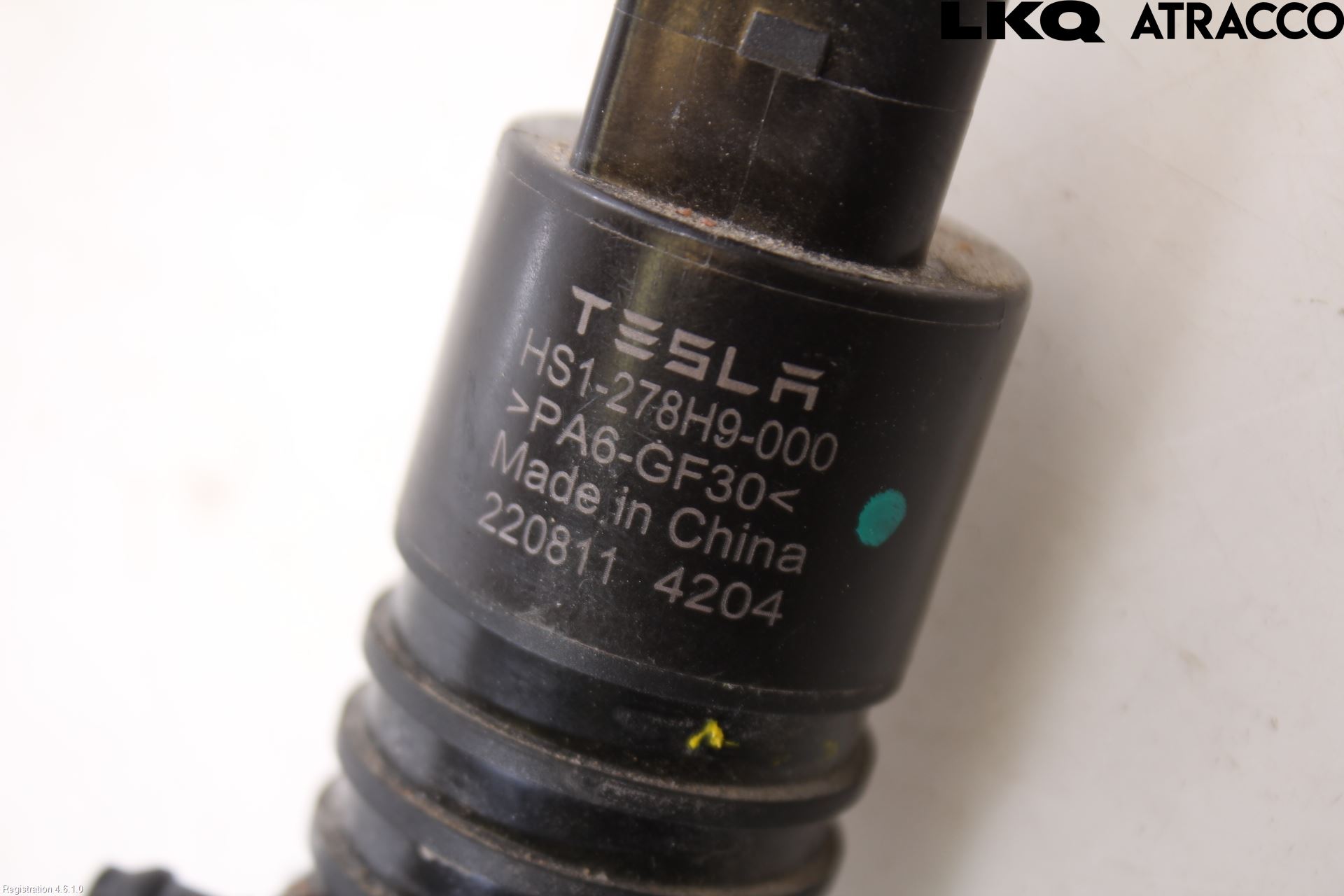 Tesla MODEL Y 21- Spolarpump Vindruta