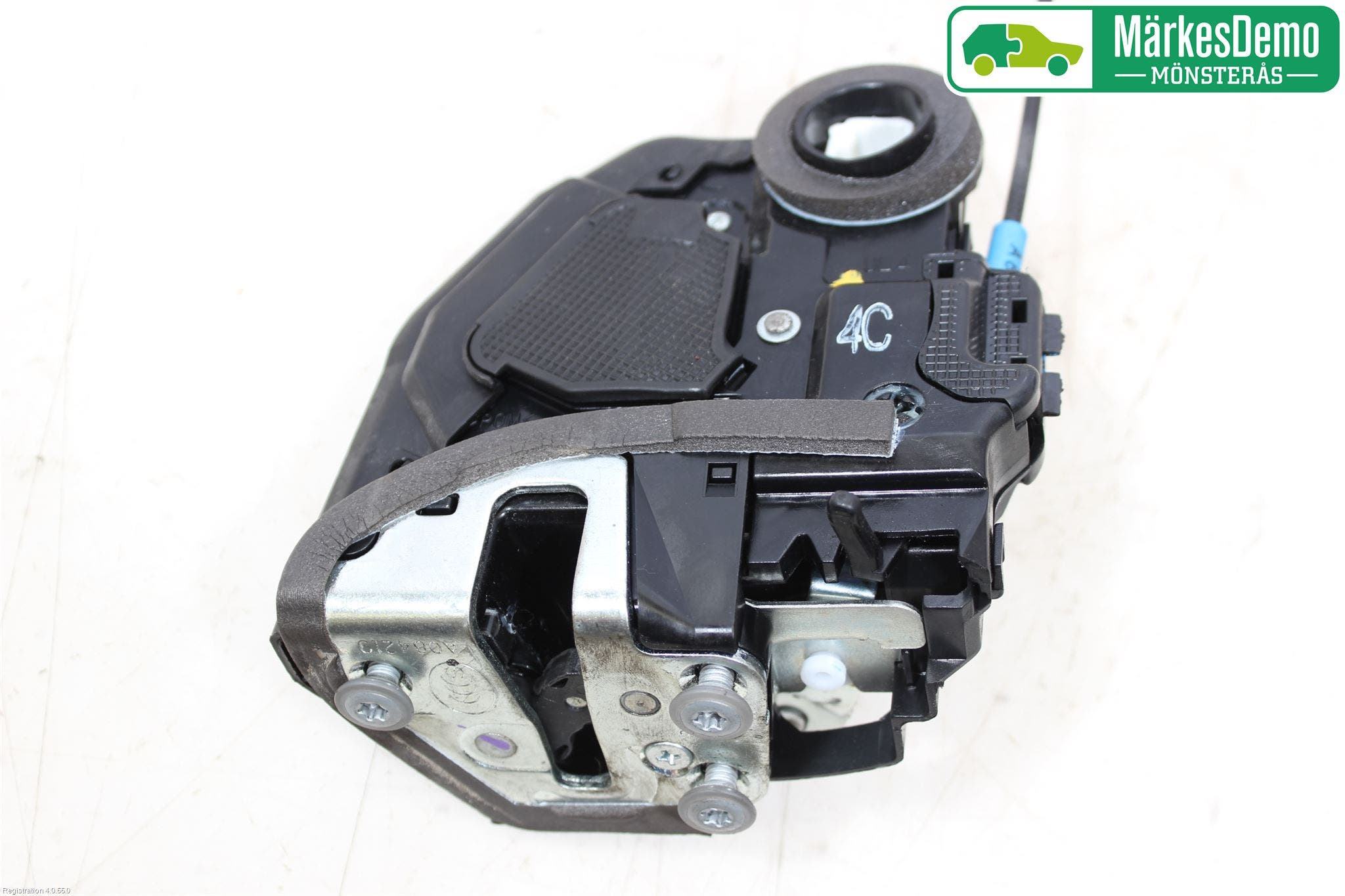 Toyota AURIS 13-19 Låskista-Dörrlås