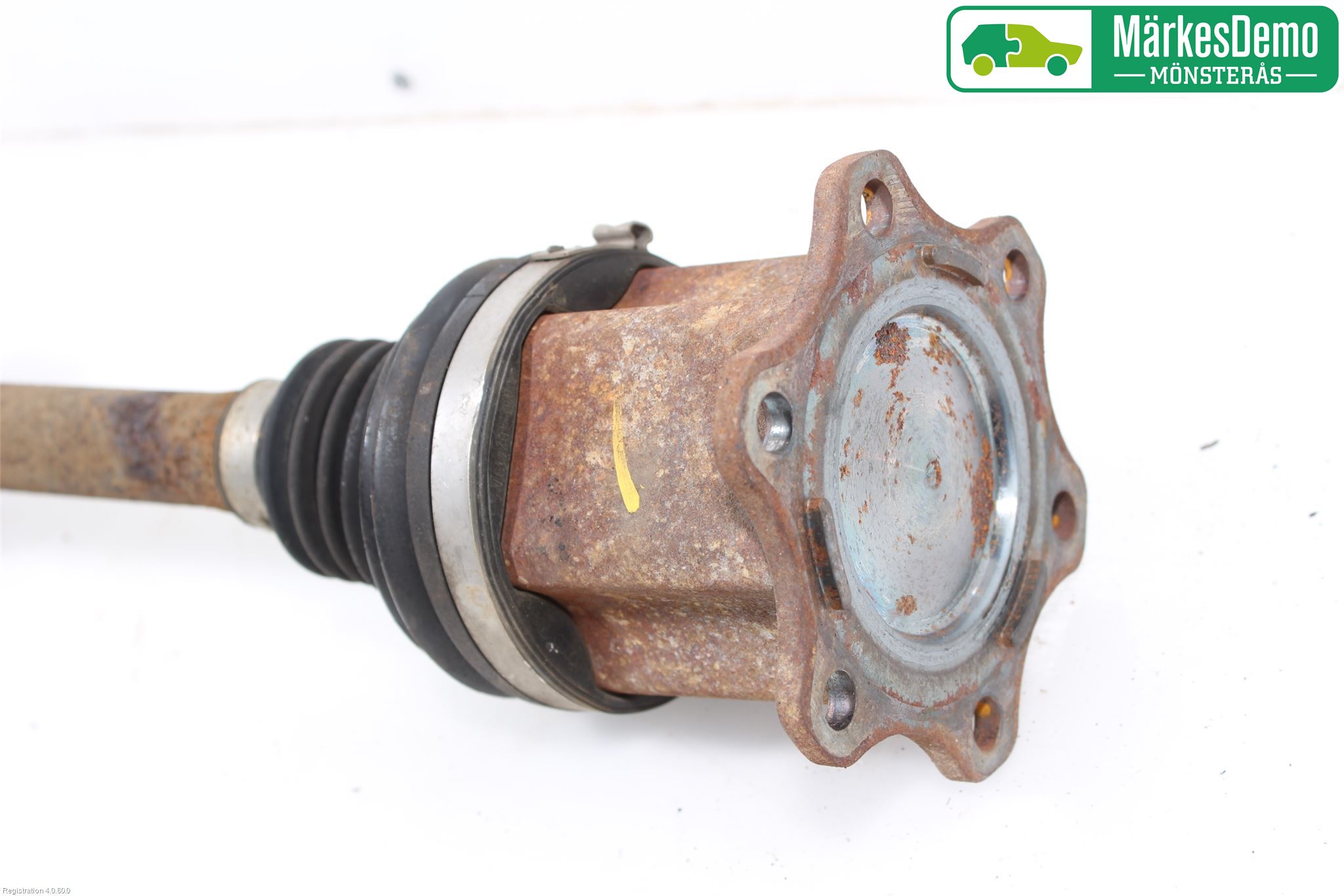 Volkswagen VW PASSAT 15-19 Drivaxel Fram Vänster