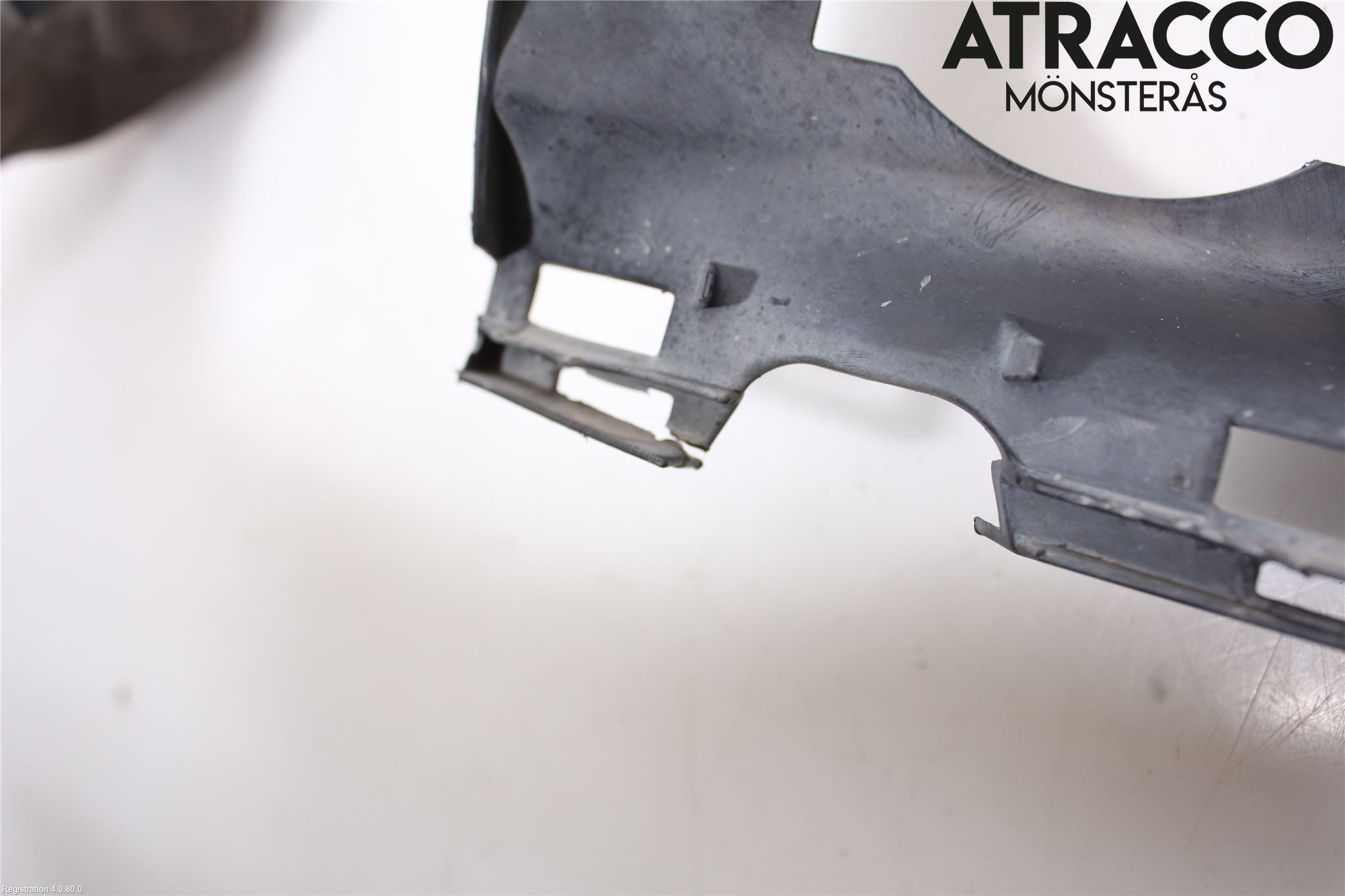 Porsche CAYENNE 03- Grilldel Höger