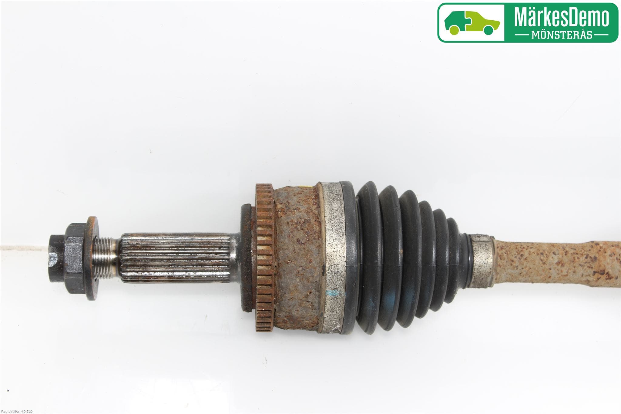 Kia RIO 12-16 Drivaxel Fram Höger