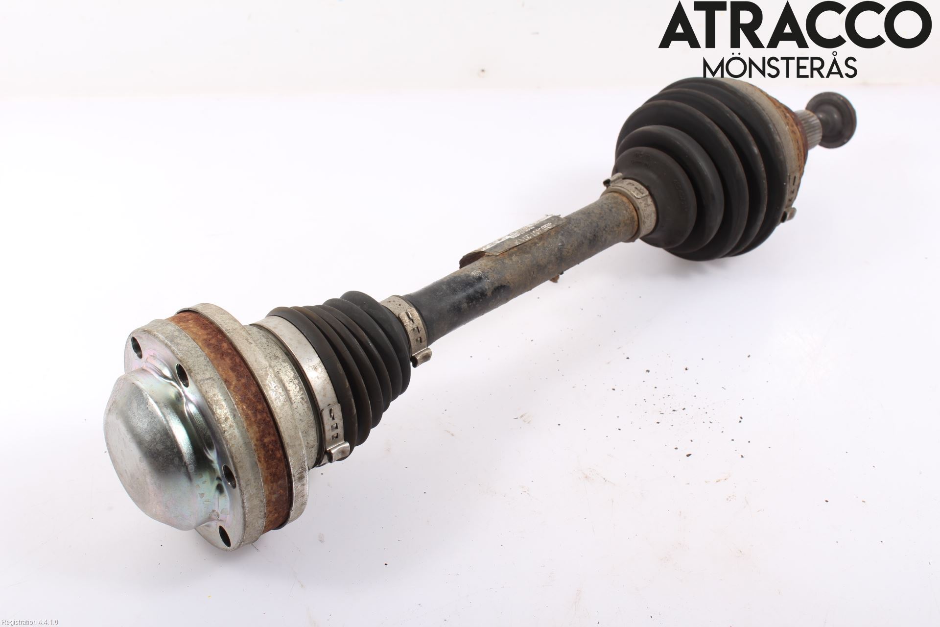 Volkswagen VW PASSAT 15-19 Drivaxel Fram Vänster