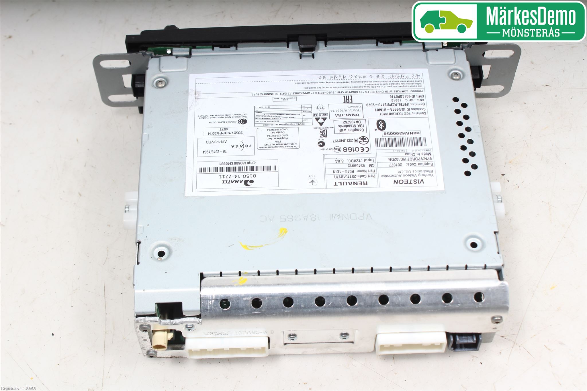 Renault TRAFIC/E-TECH 15- Radio