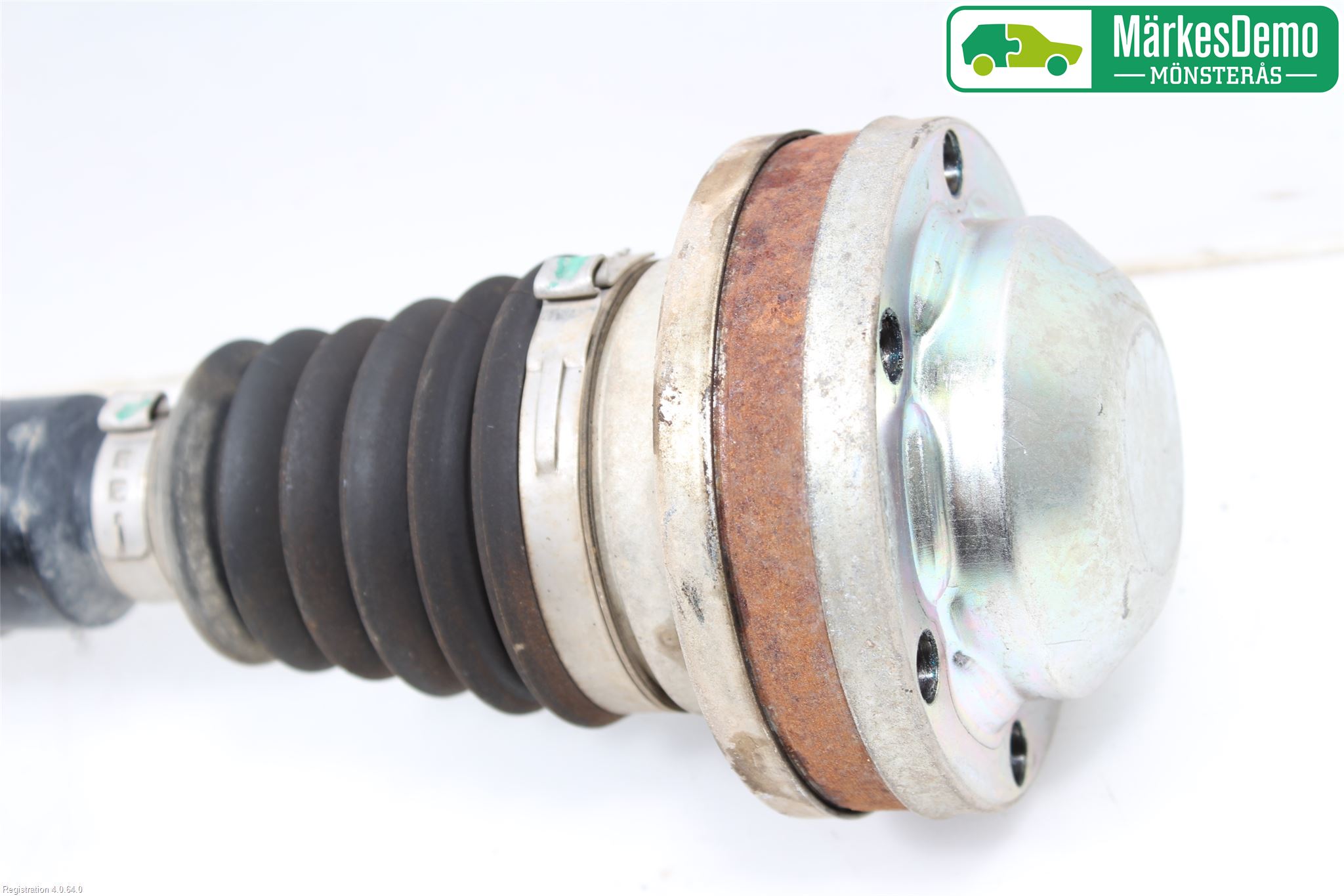 Skoda YETI Drivaxel Fram Höger