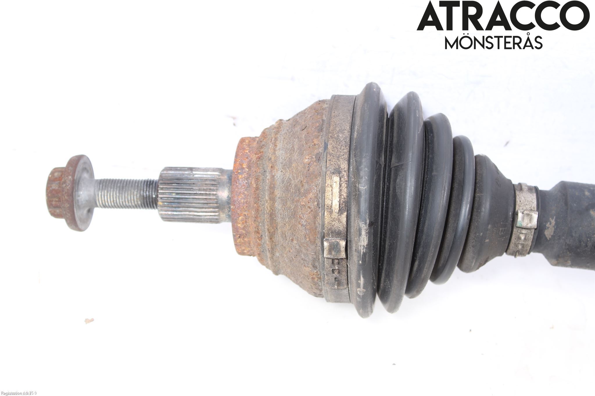 Volkswagen VW PASSAT 11-14 Drivaxel Fram Höger