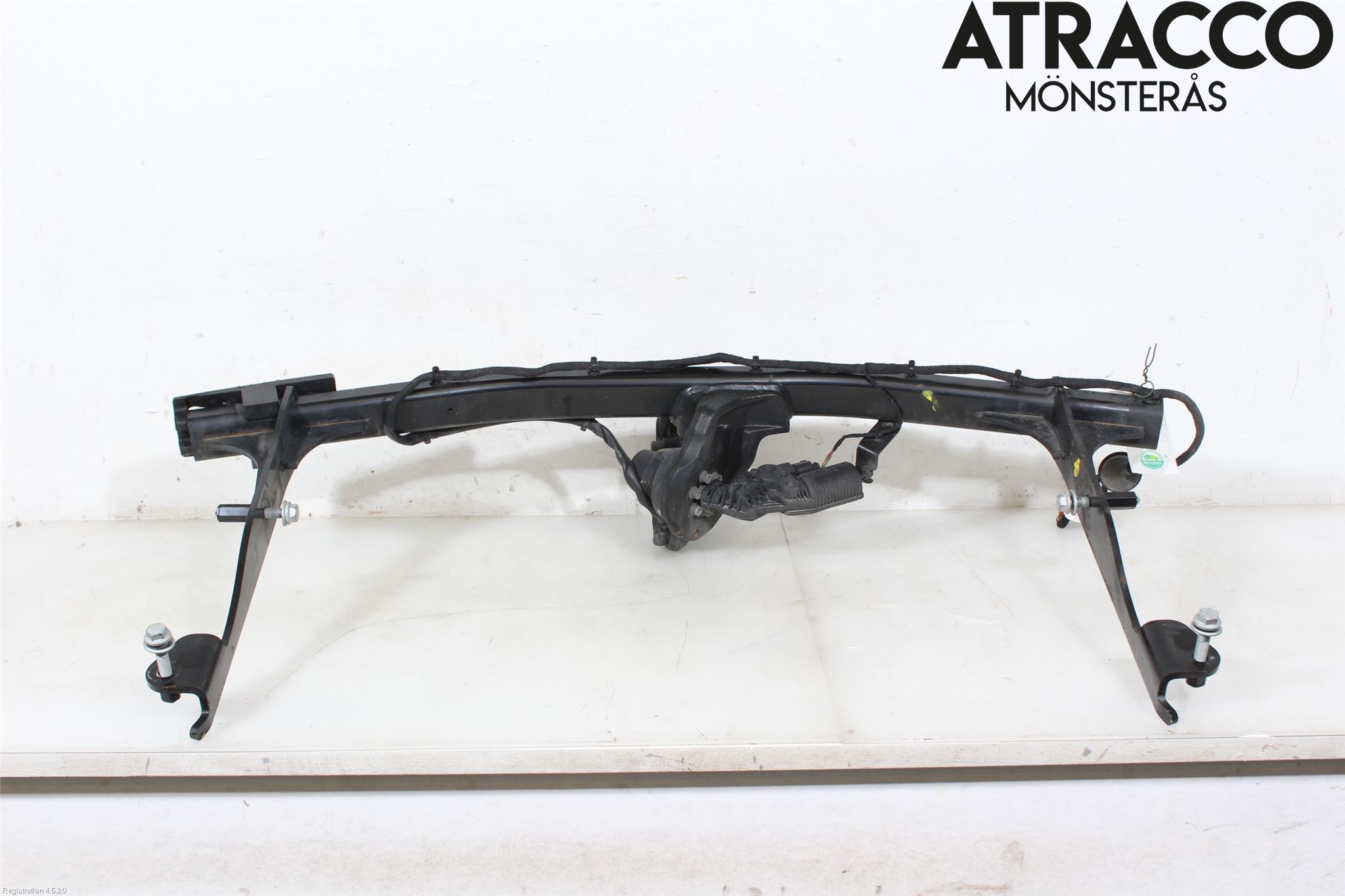 Audi A6 F2/C8 19- Dragkrok