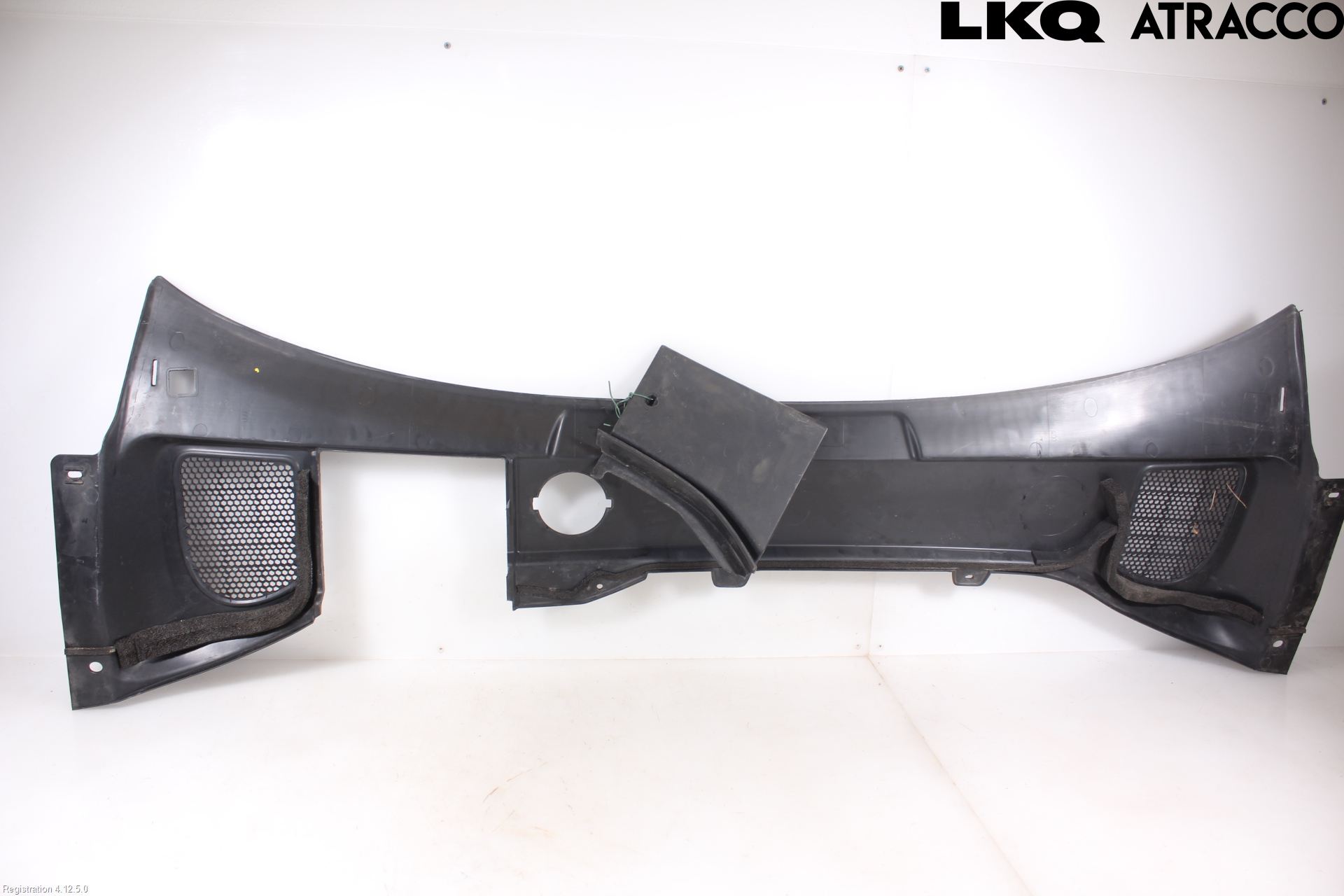 Volvo XC60 14-17 Torpedplåt-Torpedplast