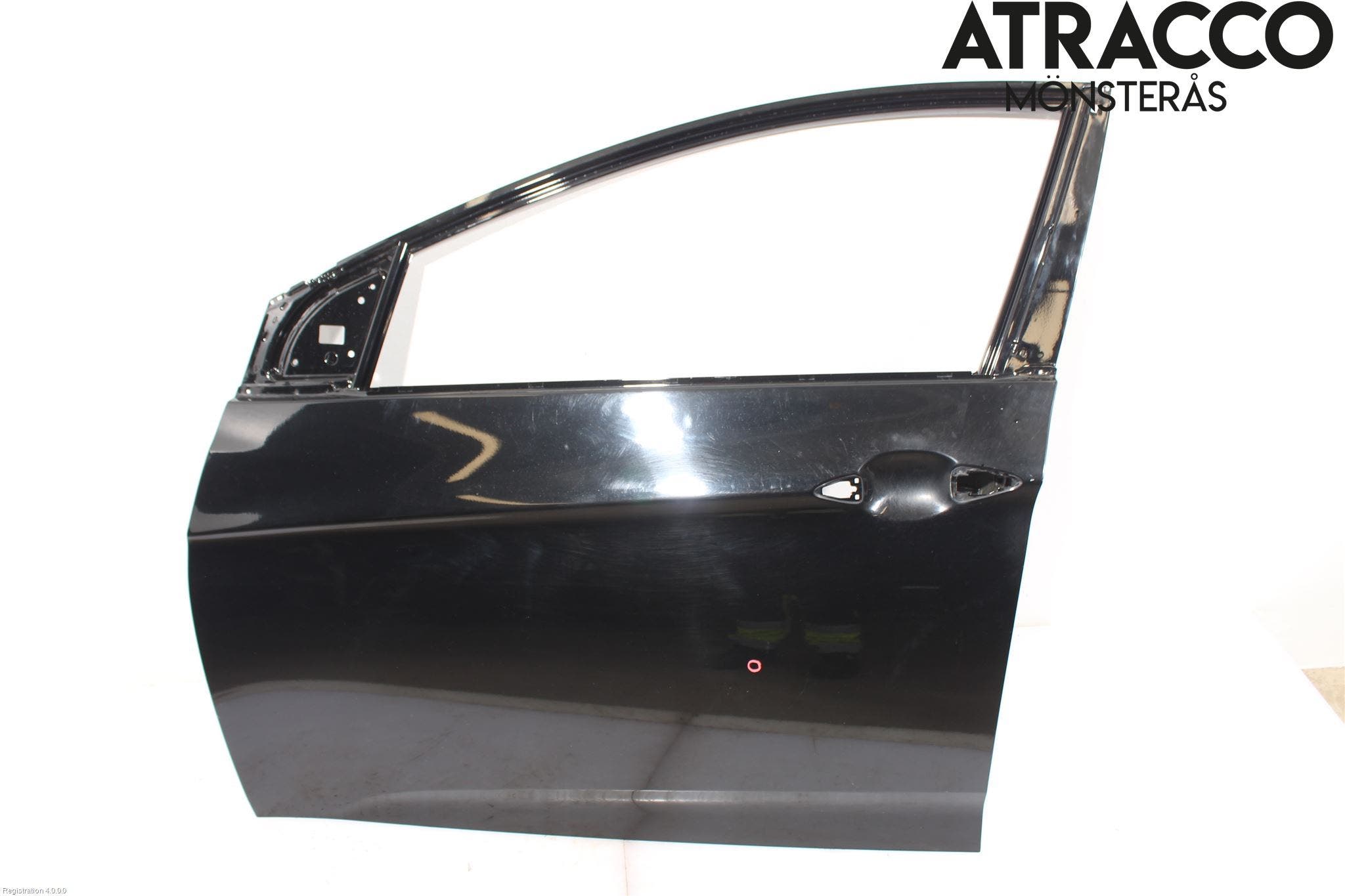 Hyundai i40 08-15 Dörr Fram Vänster