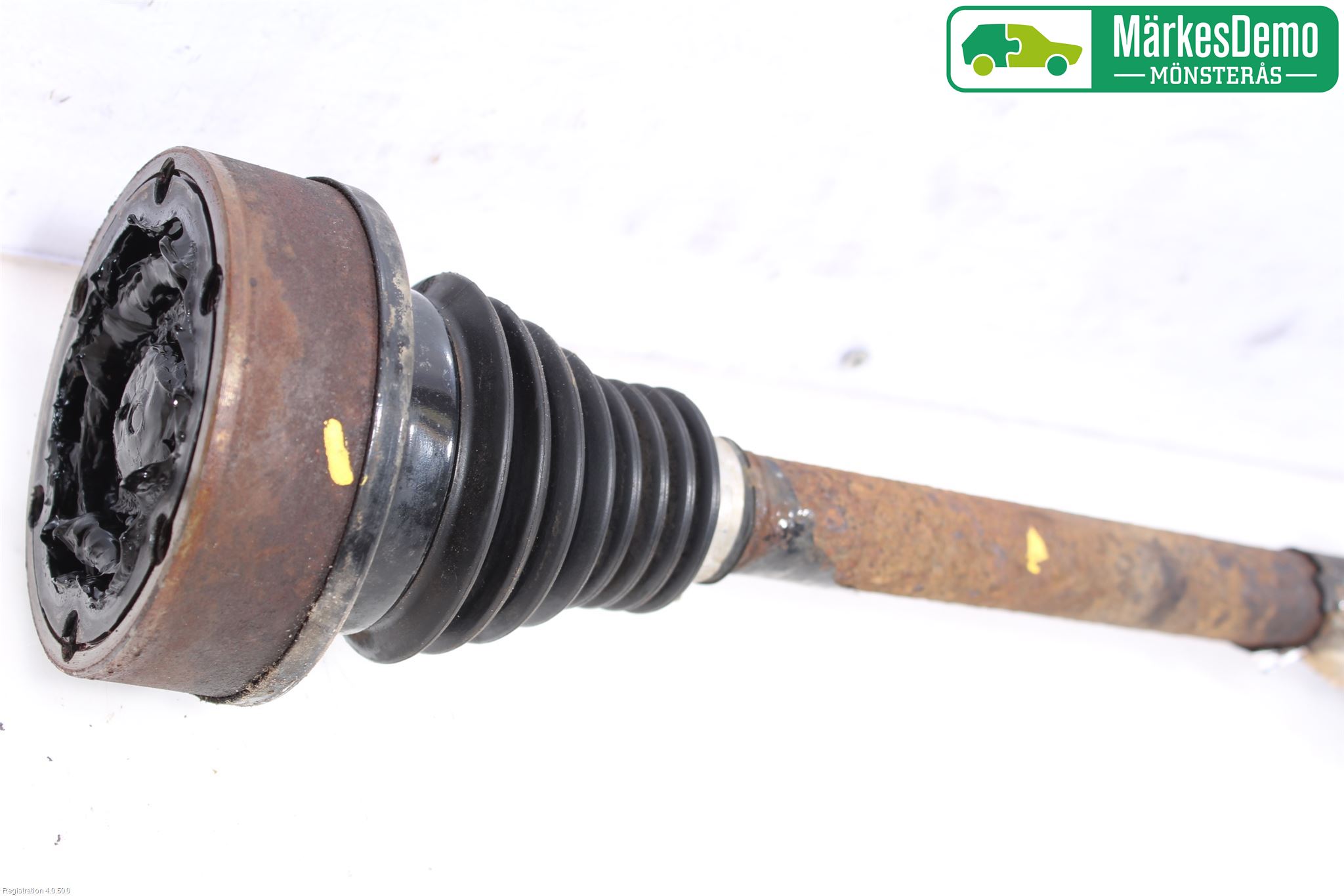Audi A3/S3     04-05 Drivaxel Fram Vänster