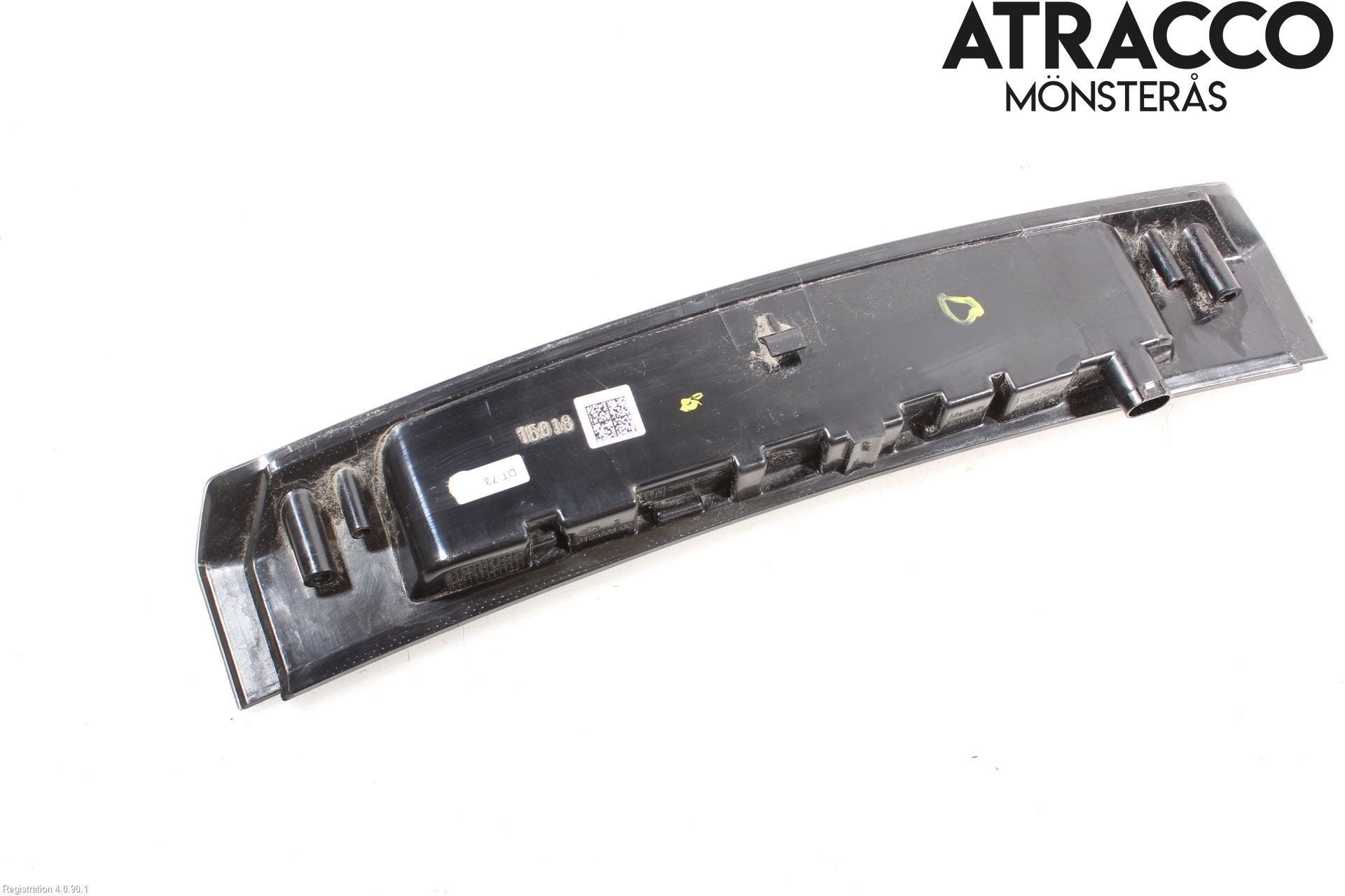 Opel CROSSLAND X 18- Bromsljus Bakruta