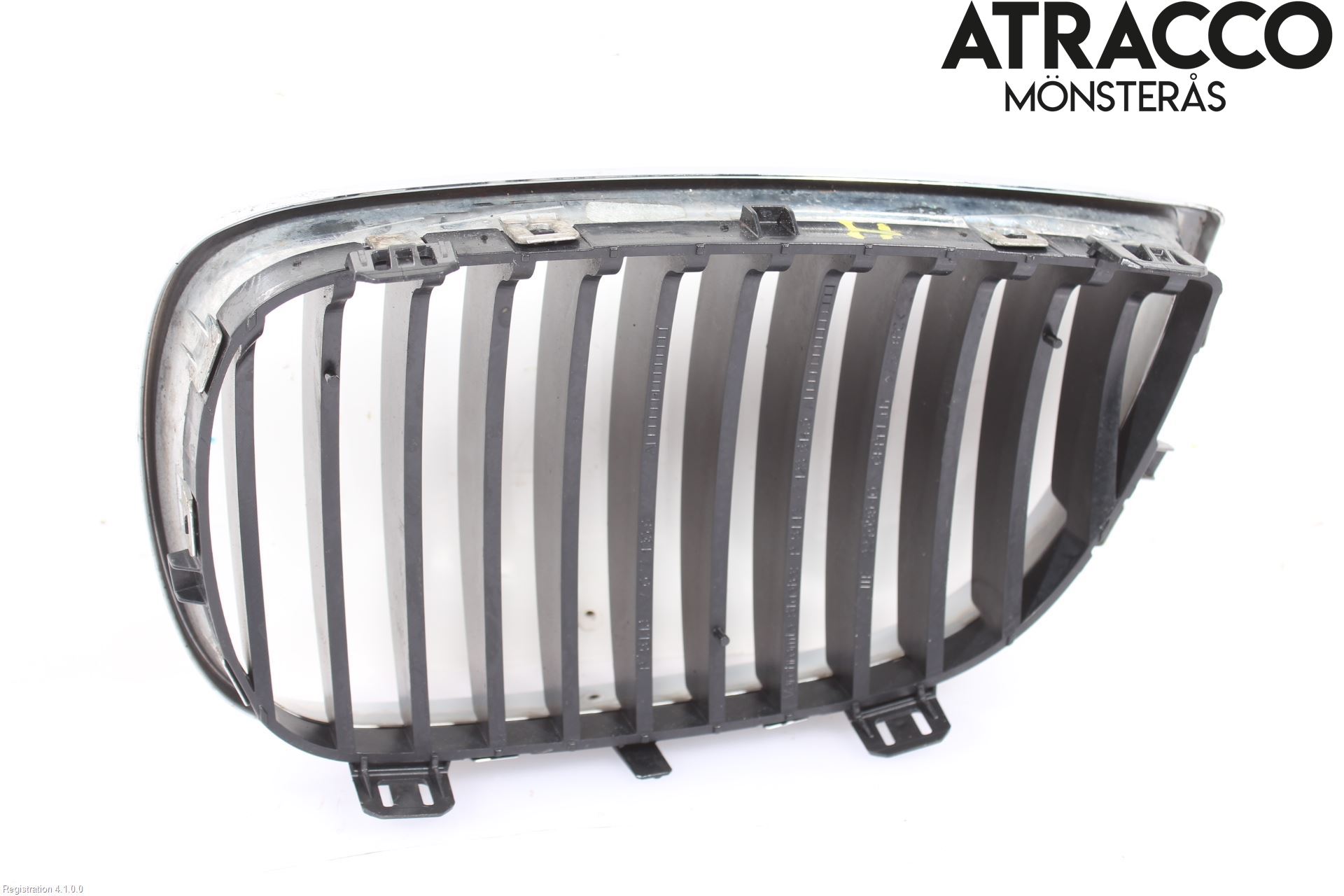 BMW 1 E87/81 5D/3D 03-11 Grilldel Höger