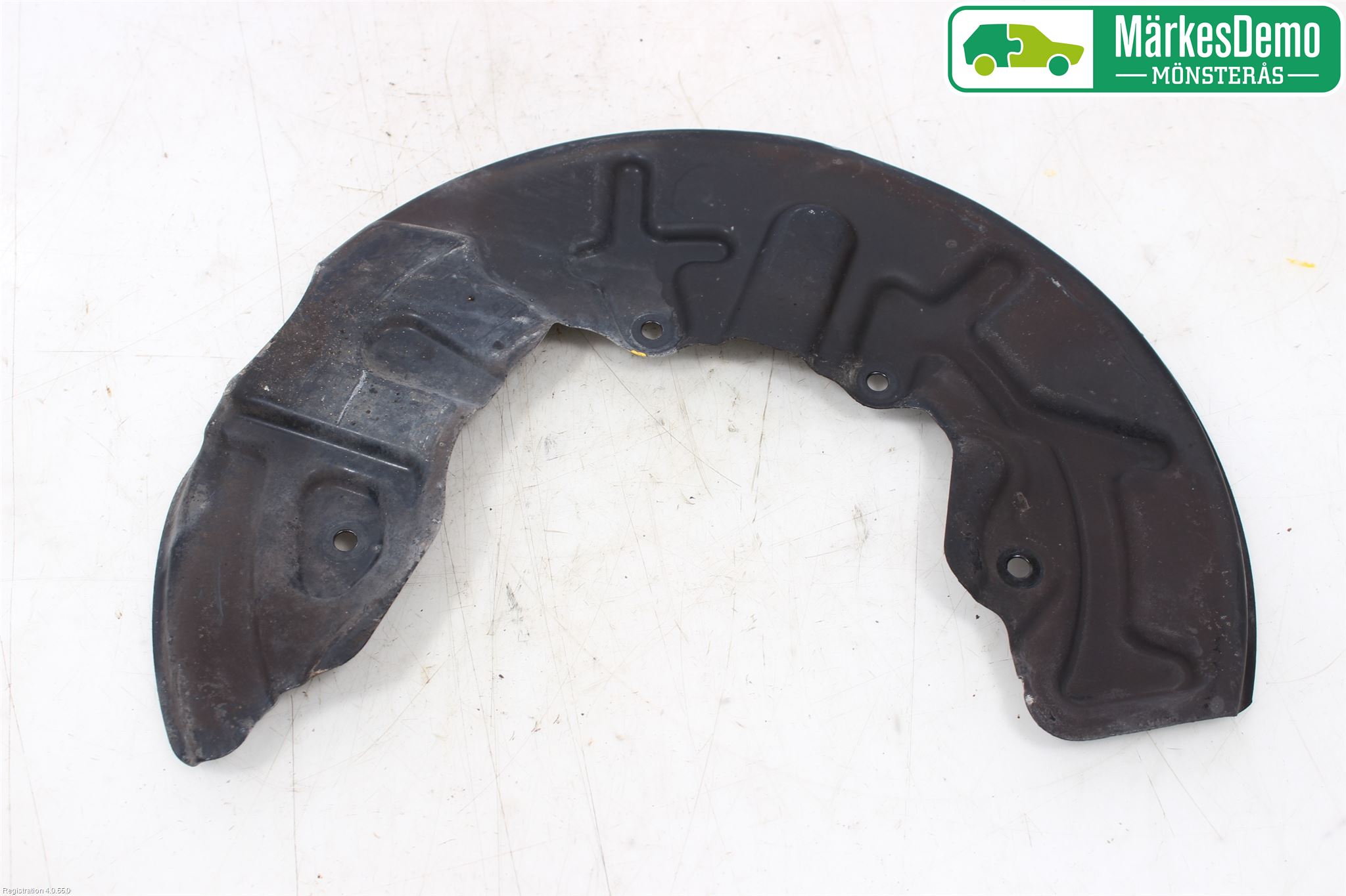 Audi A4/S4 05-07 Bromssköld Fram