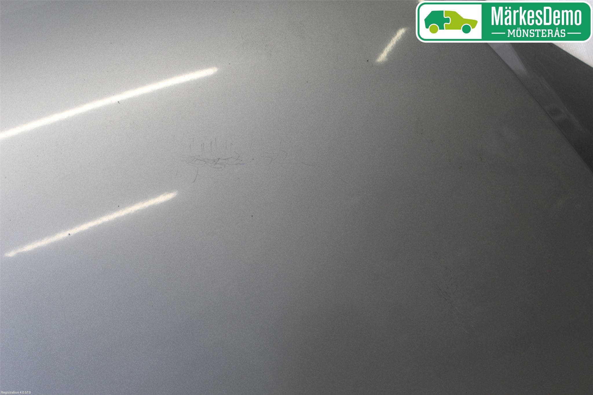 Ford FOCUS 04-07 Huv Fram